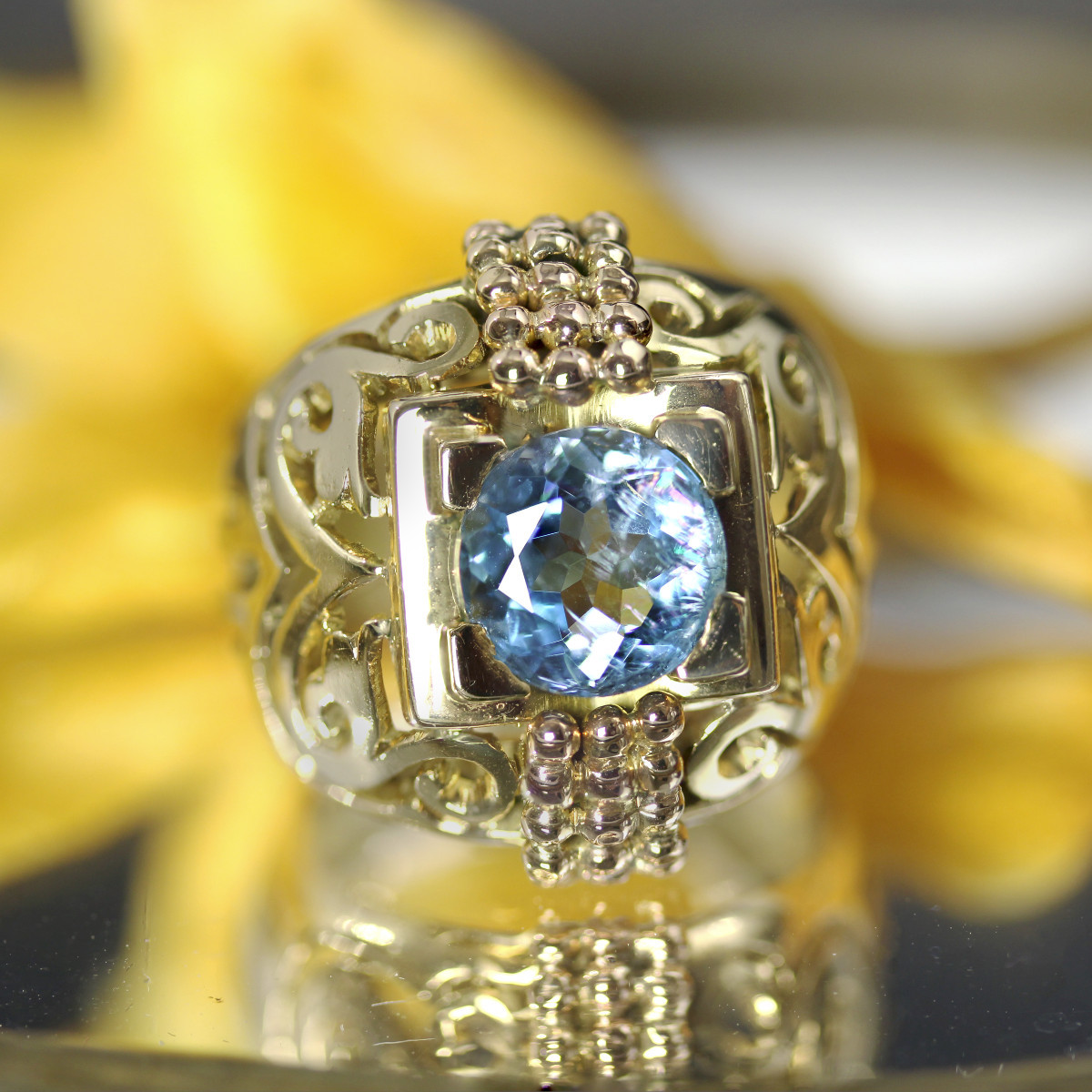 Openwork Gold Dome Ring And Its Aquamarine-photo-7
