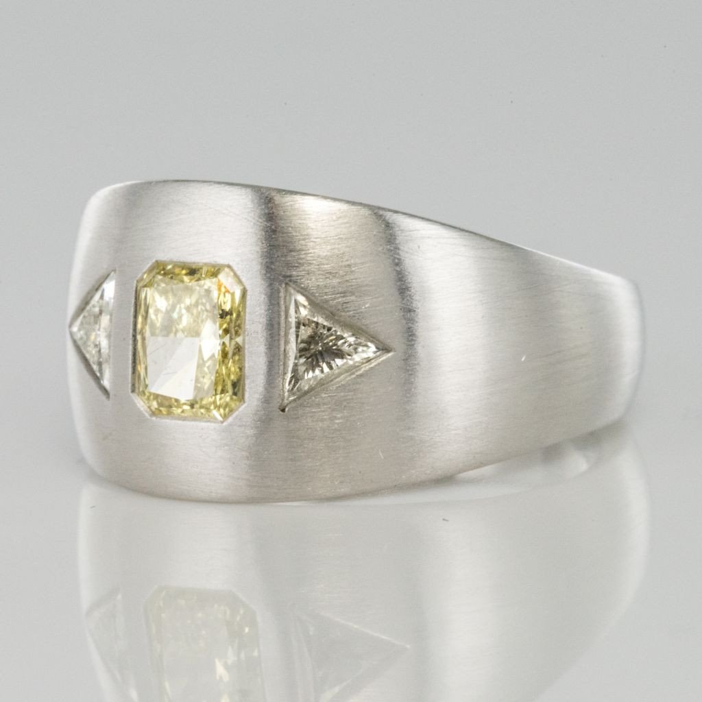 Bague Diamant Jaune Et Or Gris Brossé-photo-3