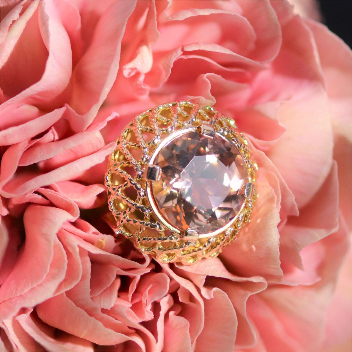 Vintage Morganite And Gold Ring-photo-1