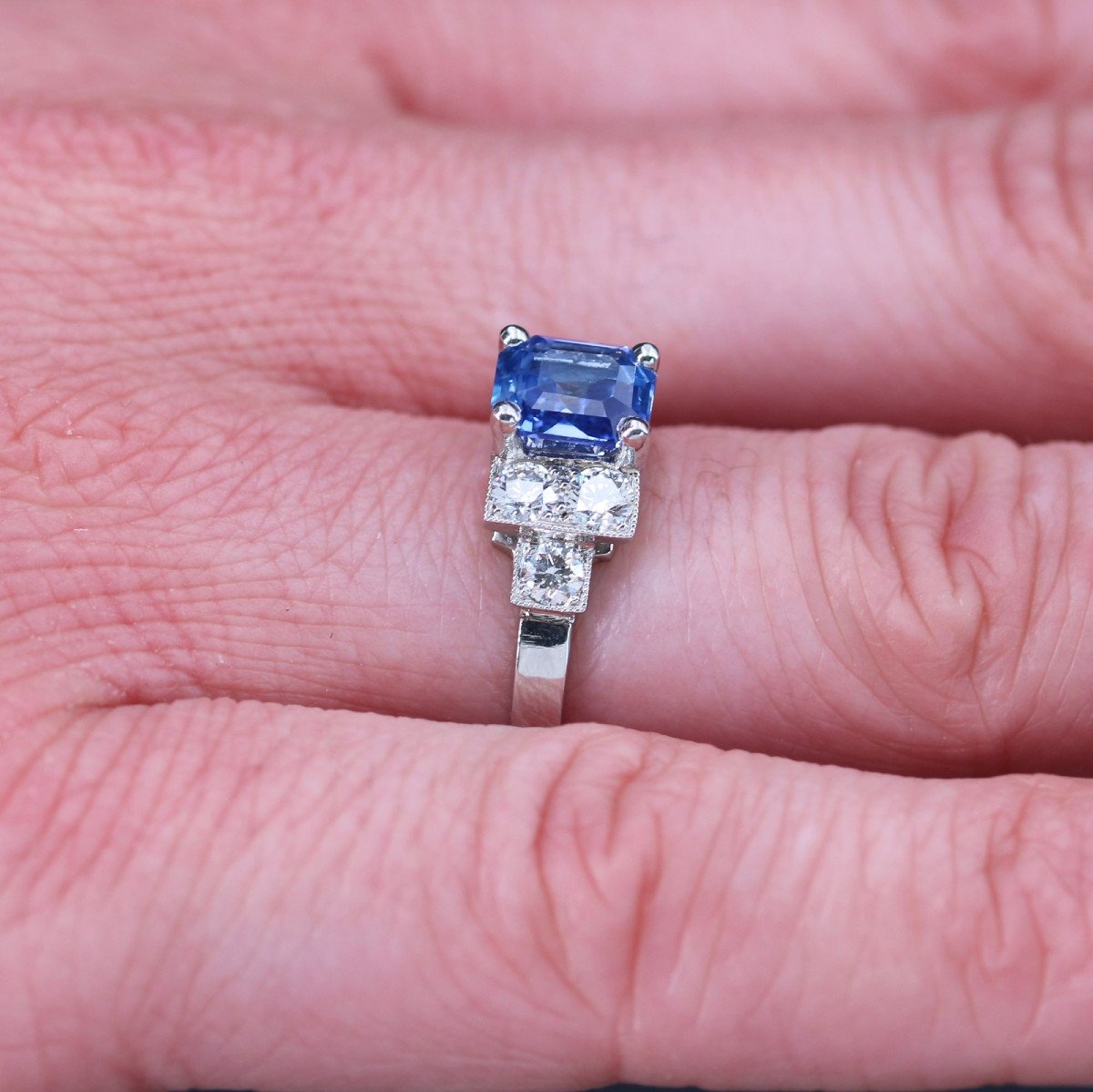 Bague Style Art Déco Saphir Bleu Diamants-photo-5