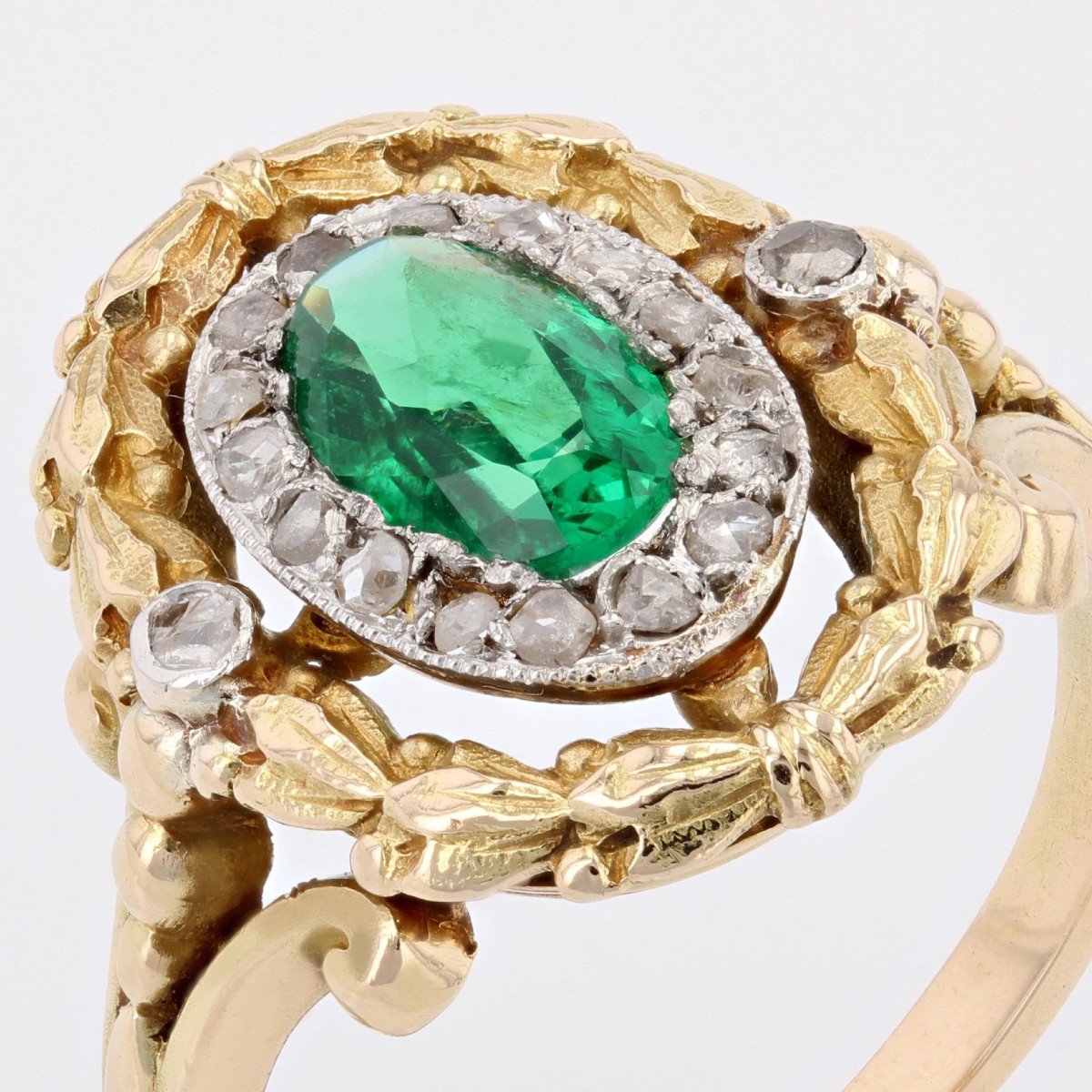 Old Emerald And Diamond Ring-photo-4