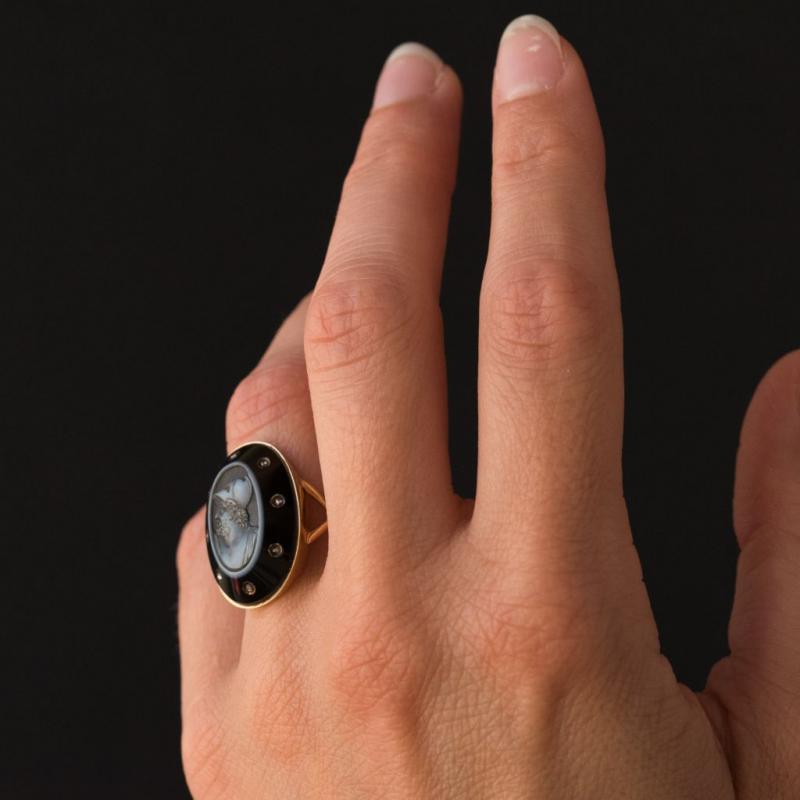 Old Empire Cameo Ring On Onyx And Diamonds-photo-2