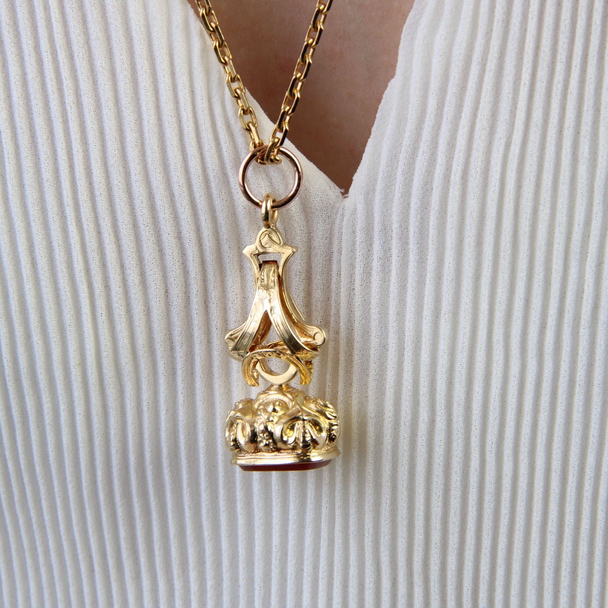 Old Gold And Carnelian Stamp Pendant-photo-5