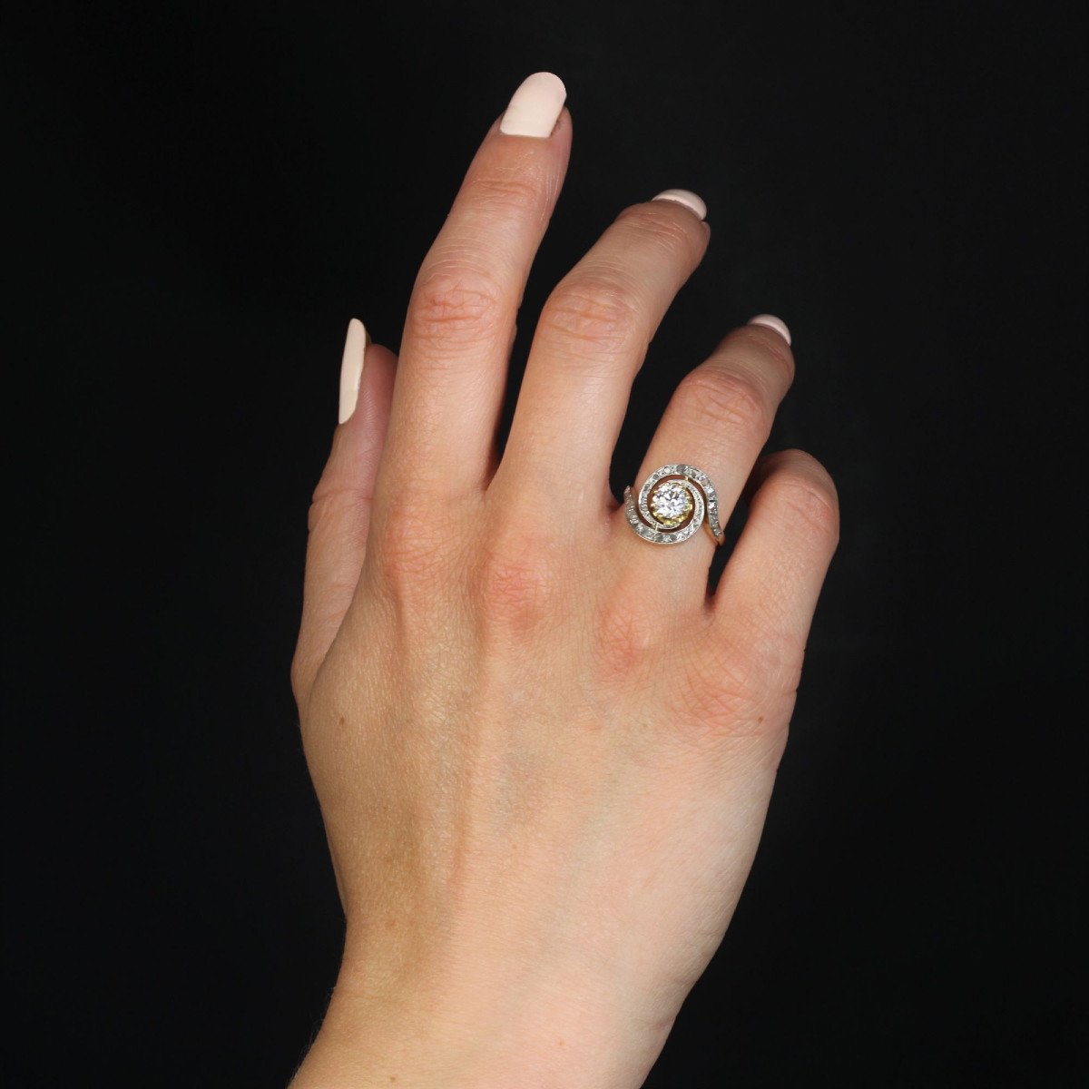 Bague Ancienne Tourbillon De Diamants-photo-4