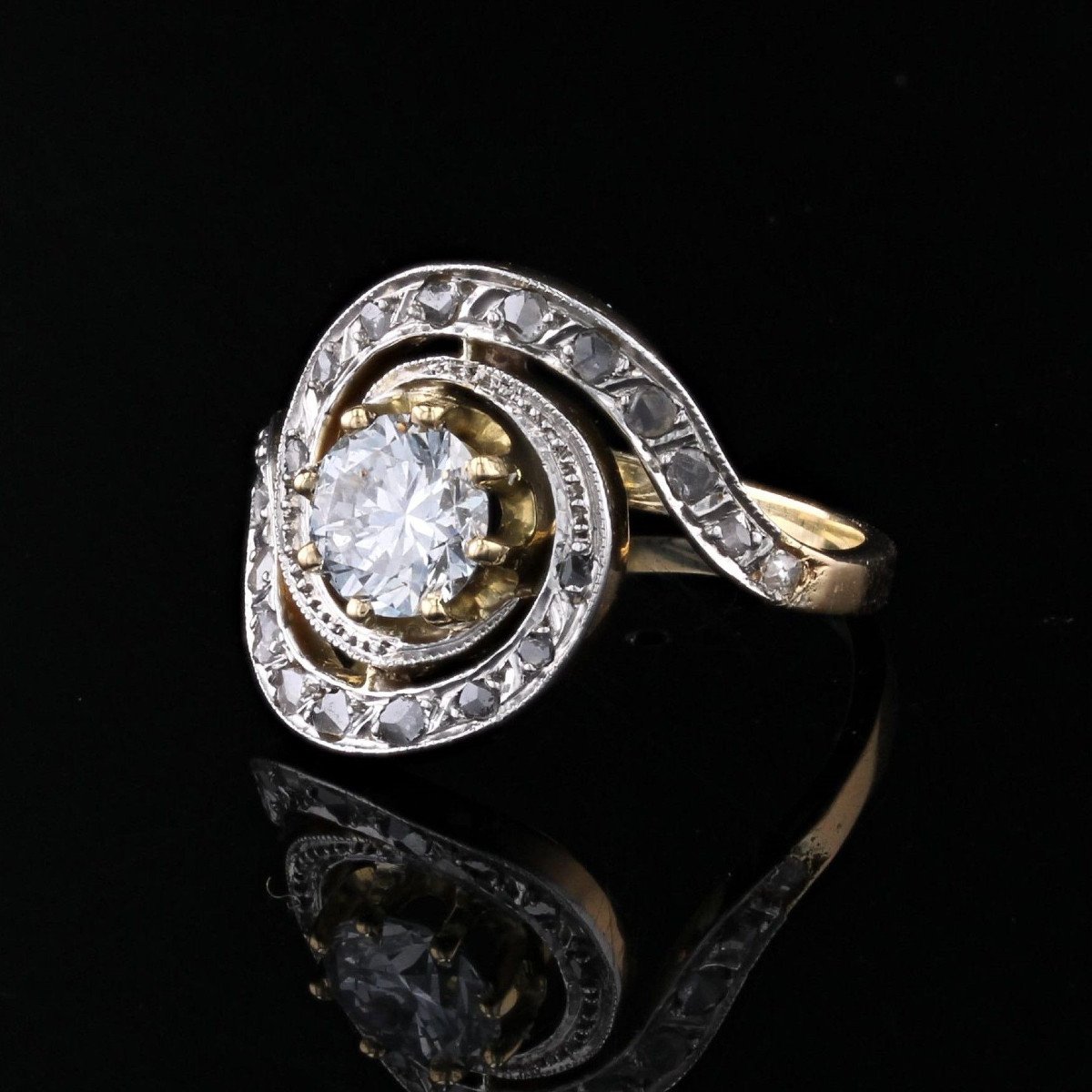 Old Diamond Swirl Ring-photo-4