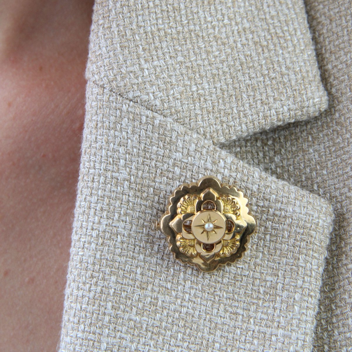 Collar Brooch Yellow Gold Pearl-photo-2