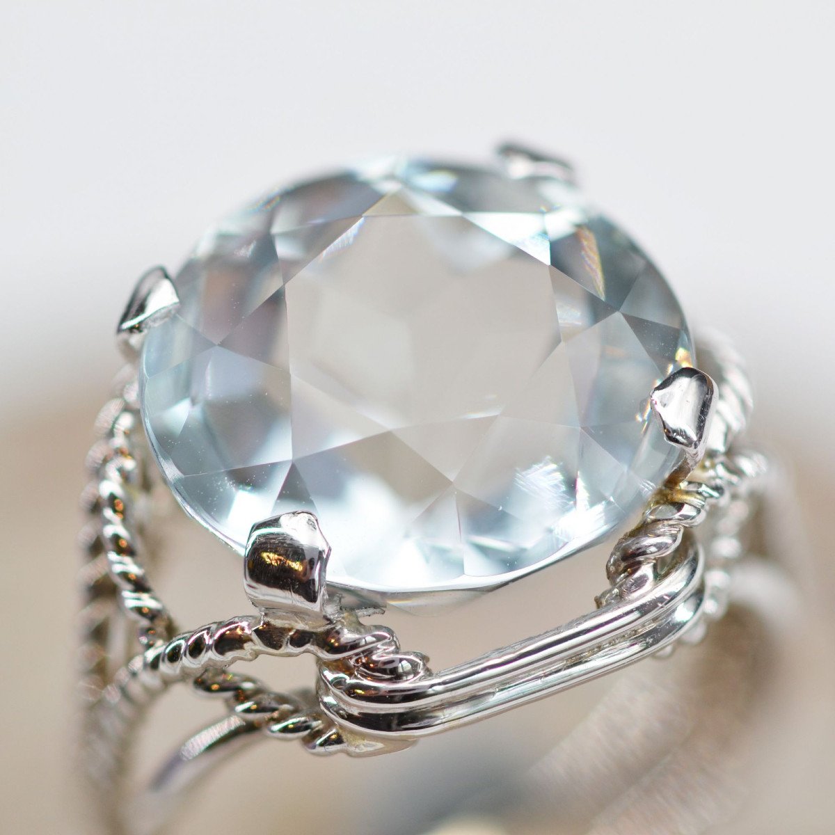 Vintage Aquamarine Ring White Gold-photo-6