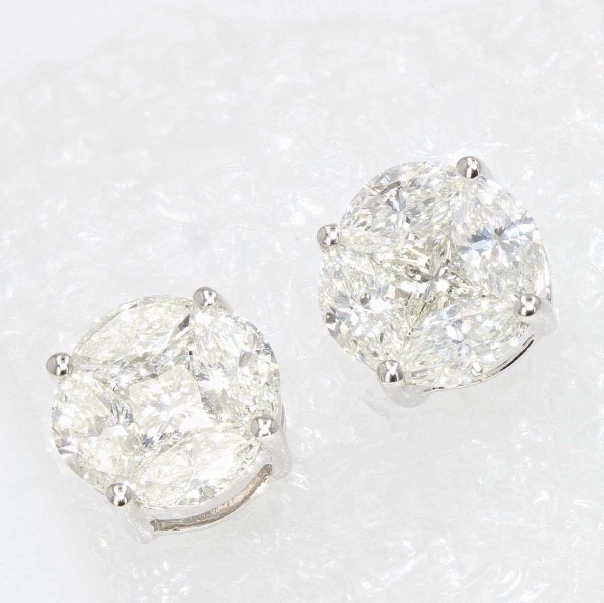 Boucles d'Oreilles Puces Diamants 0.54 Carat Et Or Blanc-photo-3