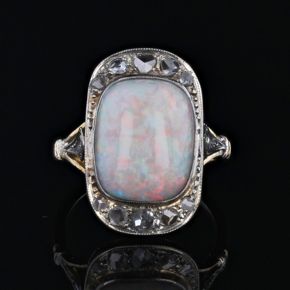 Bague Ancienne Opale Blanche Et Diamants-photo-1