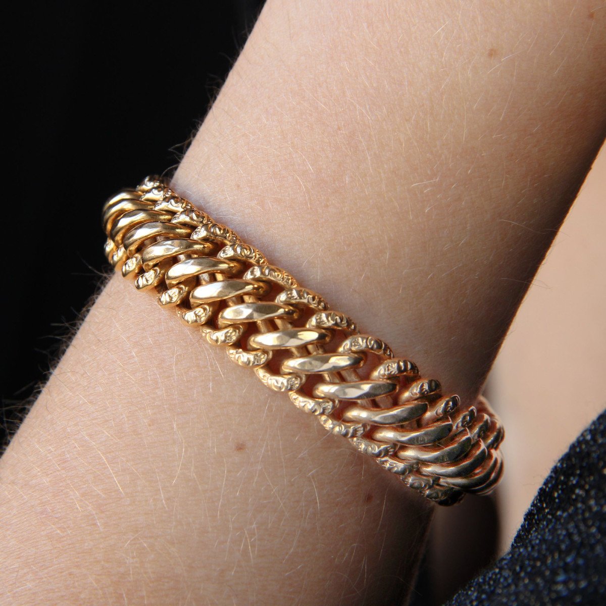 Chiseled American Mesh Bracelet In Rose Gold-photo-2