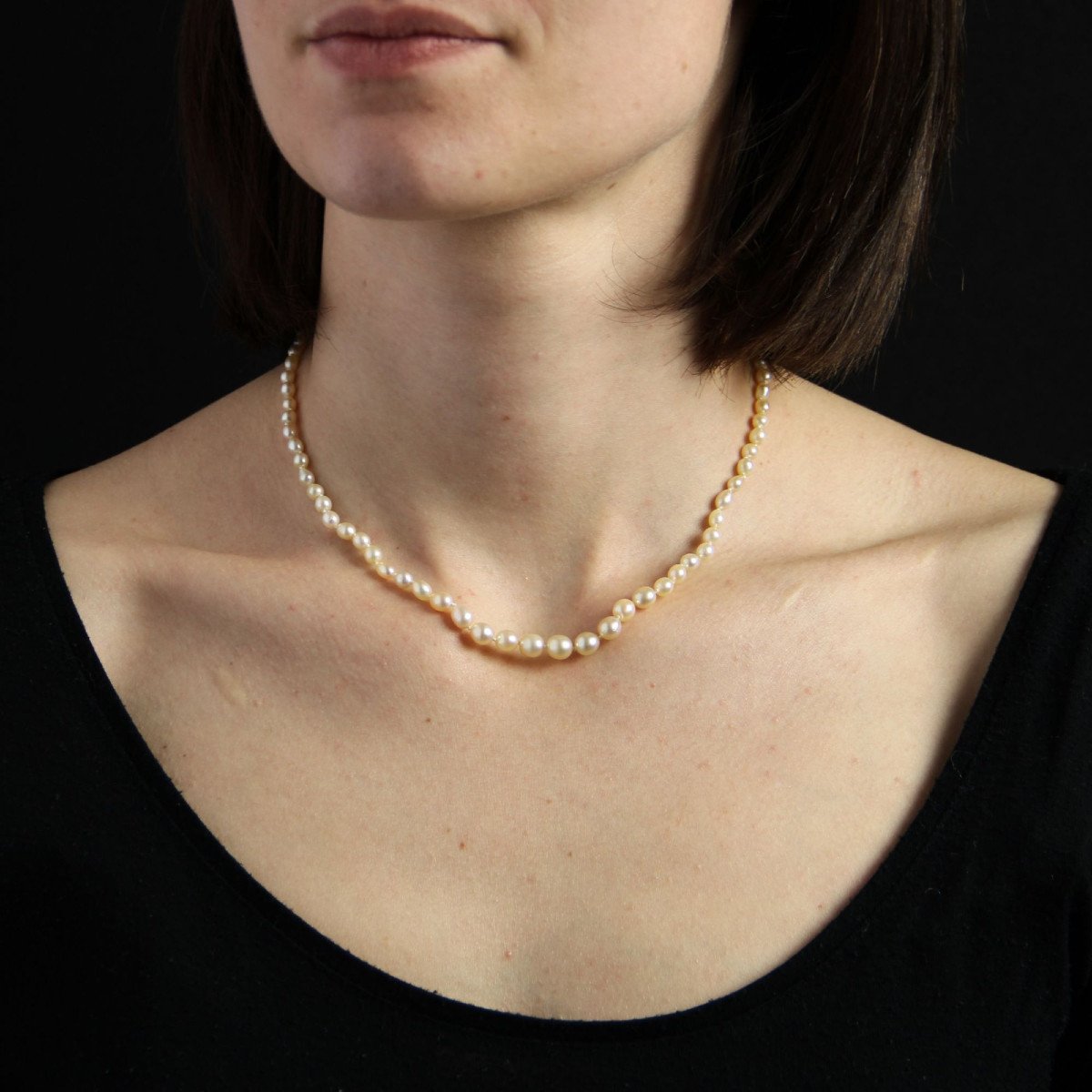 Fine Baroque Pearl Necklace And Its Diamond Clasp-photo-2