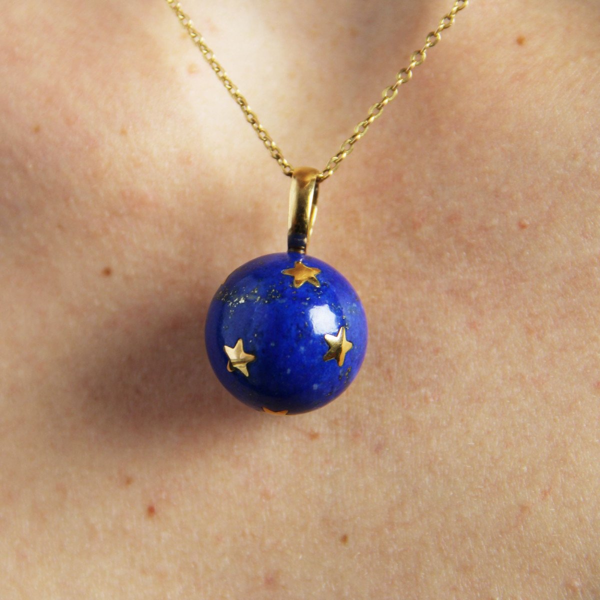 Lapis Lazuli Pendant And Its Gold Stars-photo-5