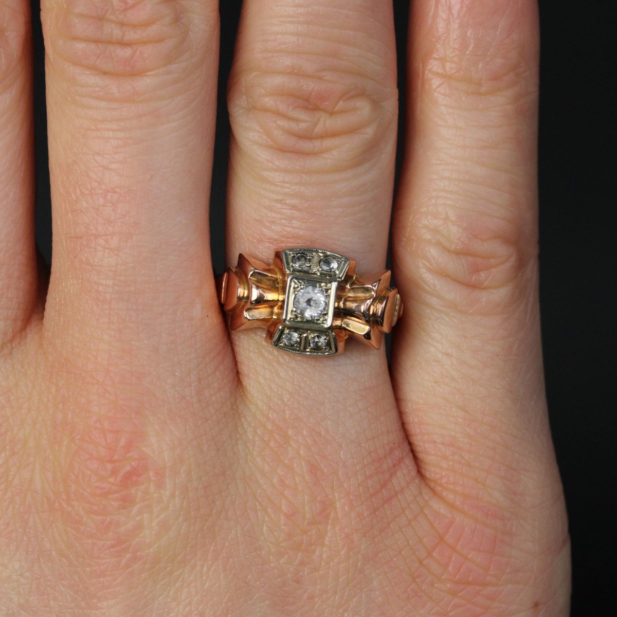 White Sapphire Knot Tank Ring-photo-1