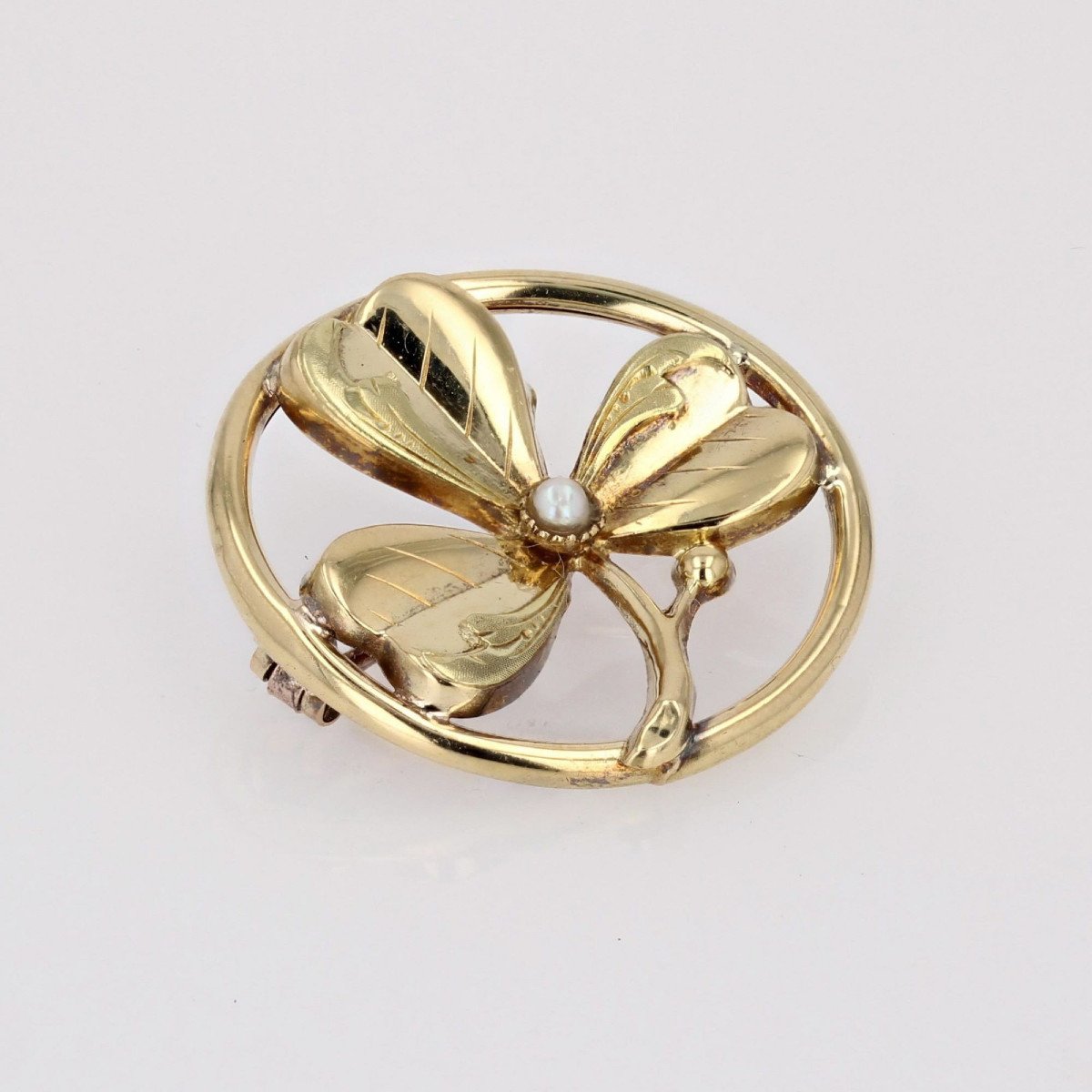 Yellow Gold Clover Pearl Collar Brooch-photo-4