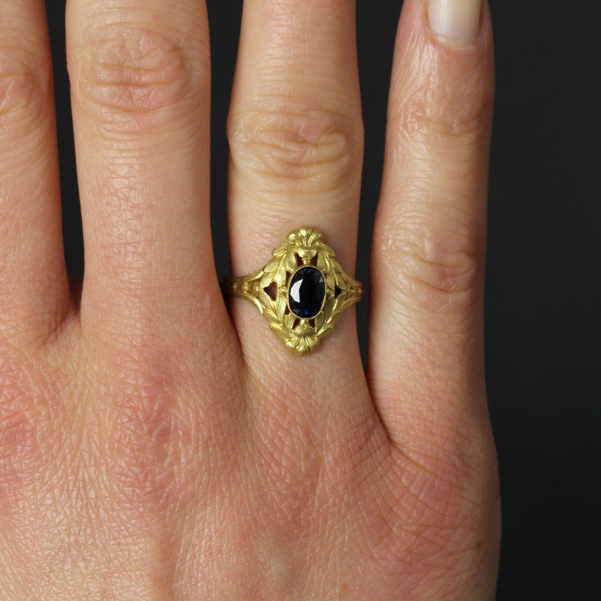 Bague Art Nouveau Or Jaune Mat Et Saphir-photo-4