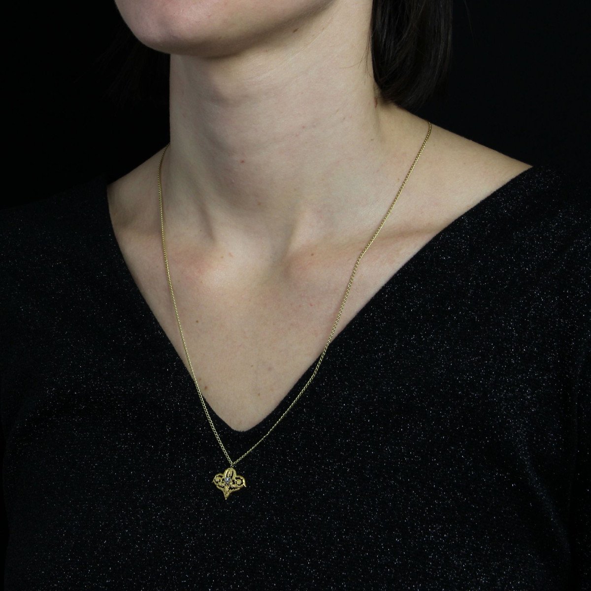 Chaine Ancienne Et Son Pendentif Arabesques Et Diamants Taillés En Rose-photo-5