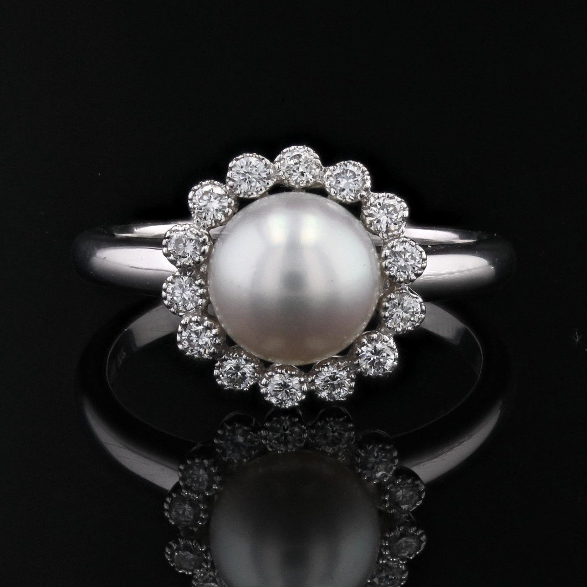 Akoya Cultured Pearl And Diamond Ring White Gold-photo-1