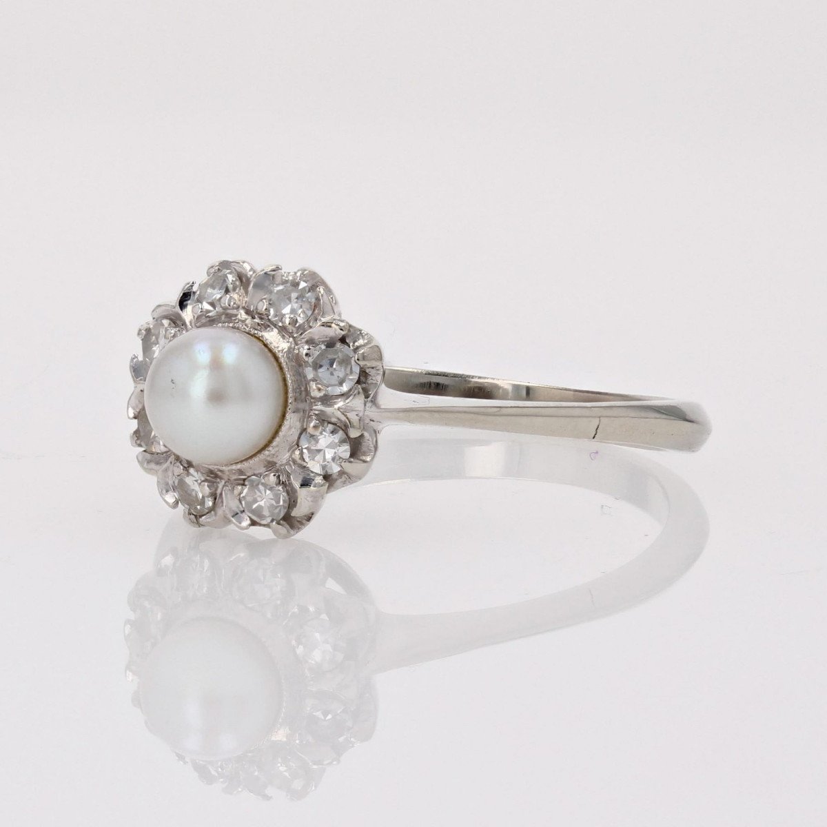 Marguerite Pearl And Diamond Ring-photo-2
