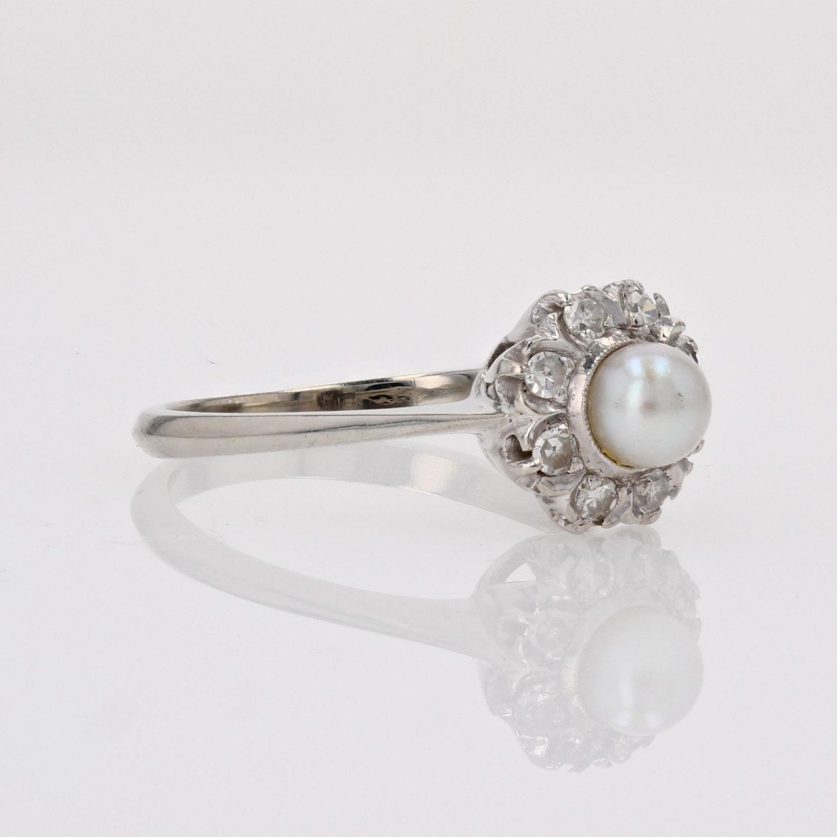 Marguerite Pearl And Diamond Ring-photo-4