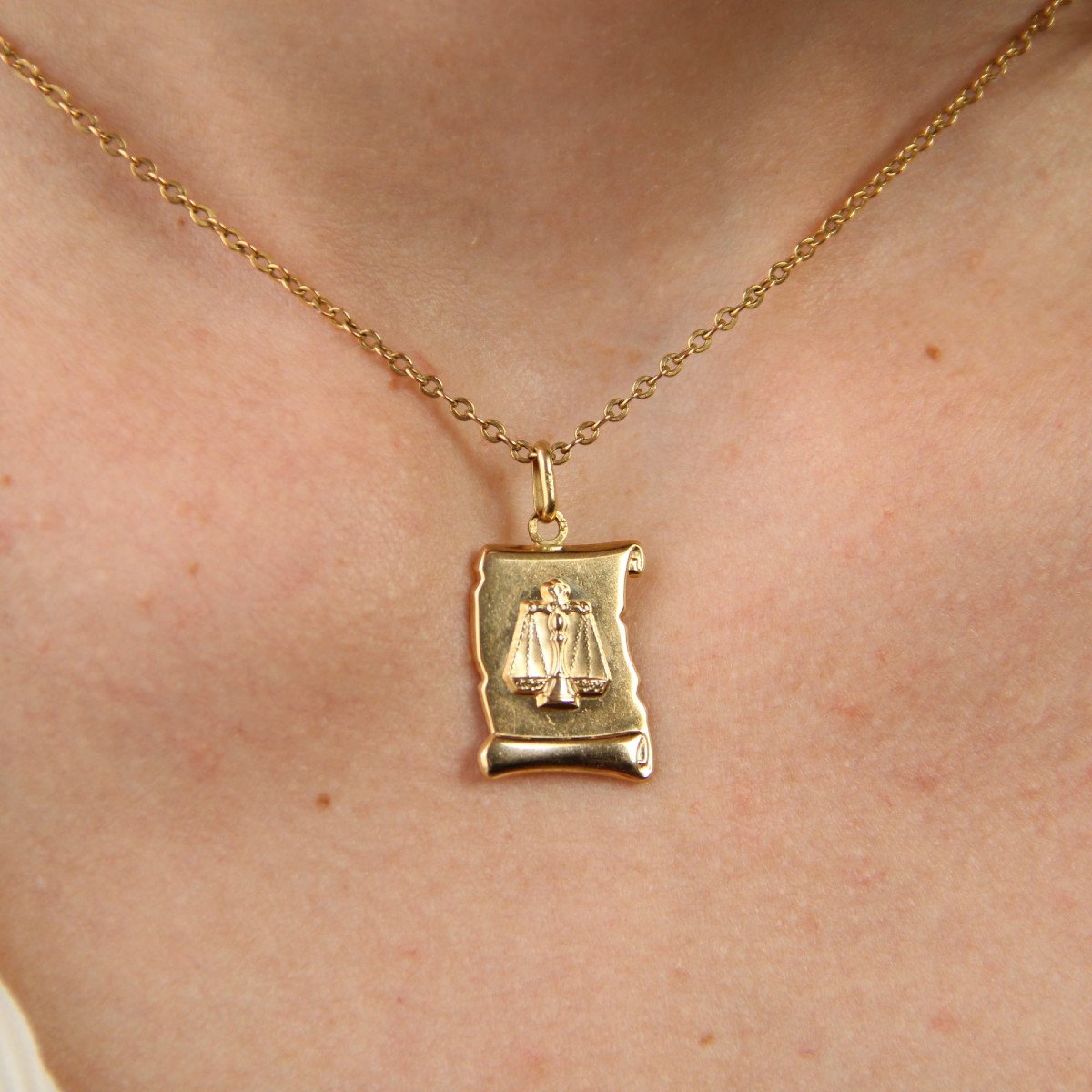 Médaille Or Jaune Signe Balance-photo-2