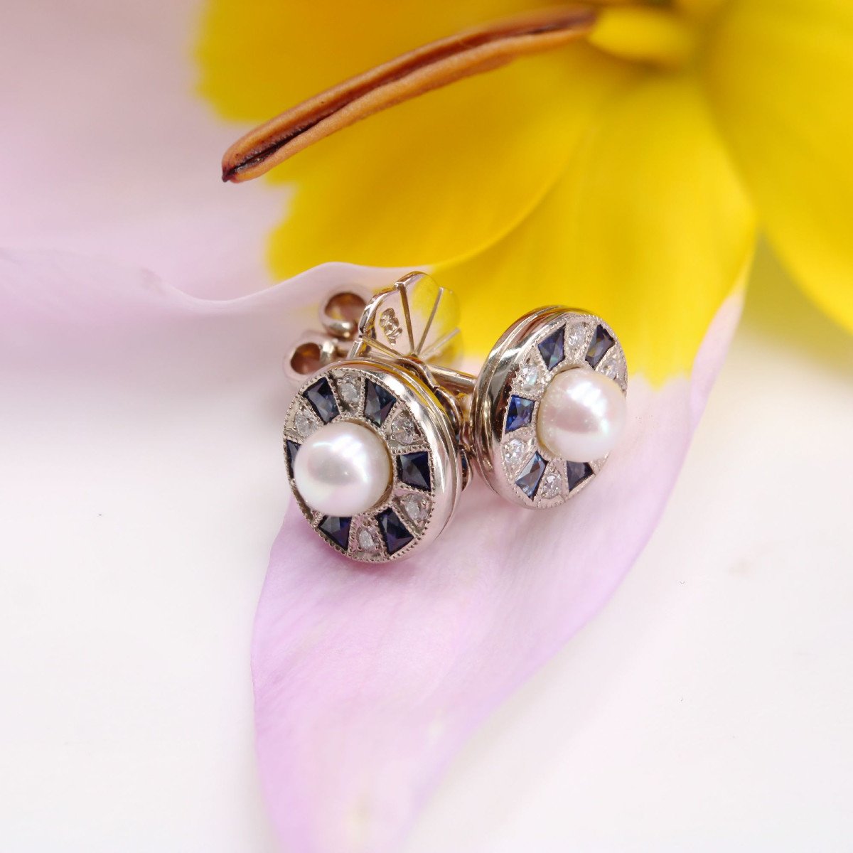 Calibrated Diamond And Sapphire Pearl Earrings-photo-5