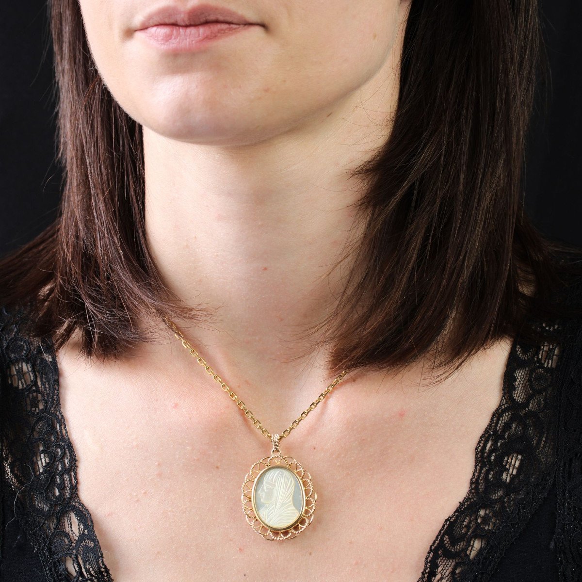 Médaille En Nacre Et Sa Monture En Or Rose-photo-2