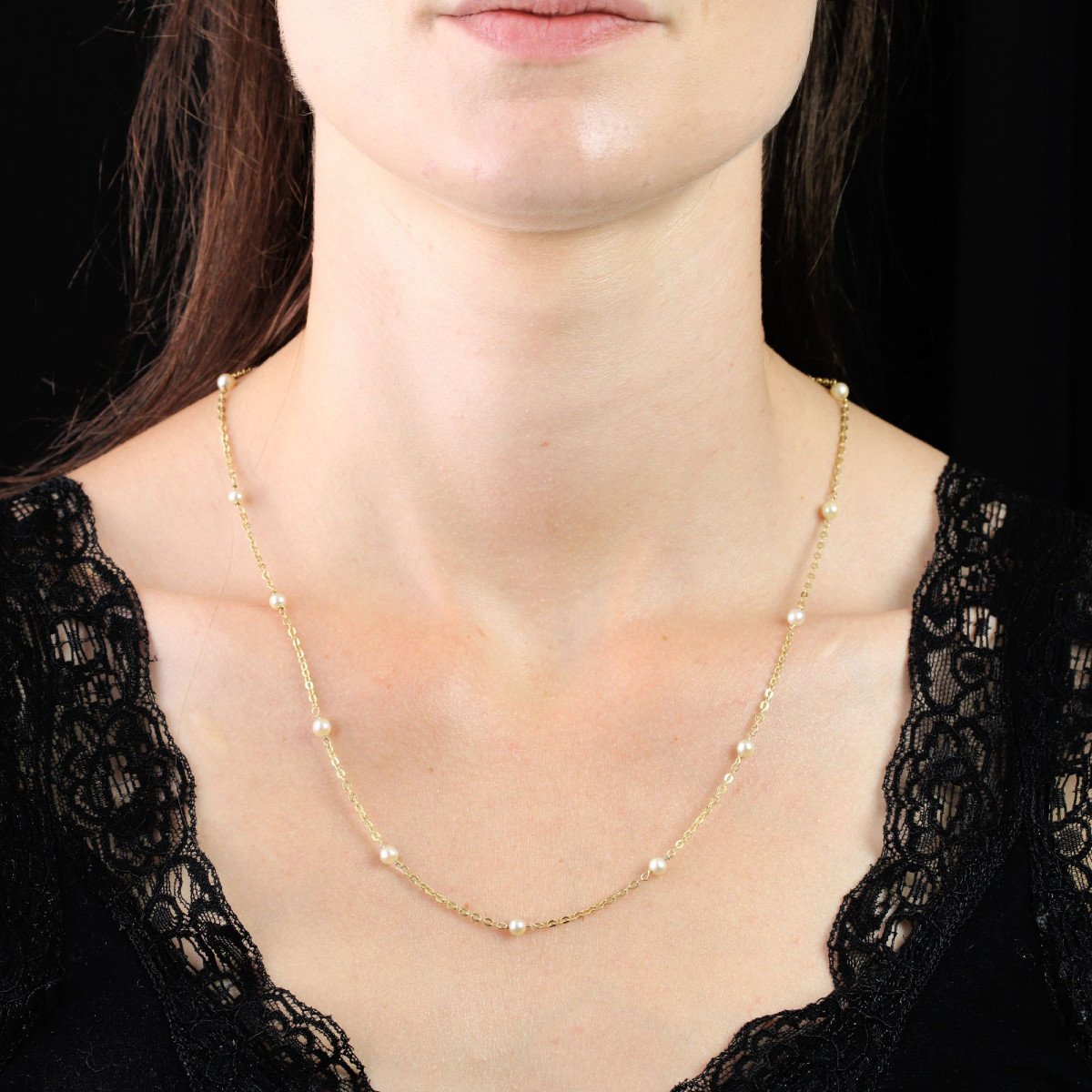 Yellow Gold Chain And Cultured Pearls-photo-2