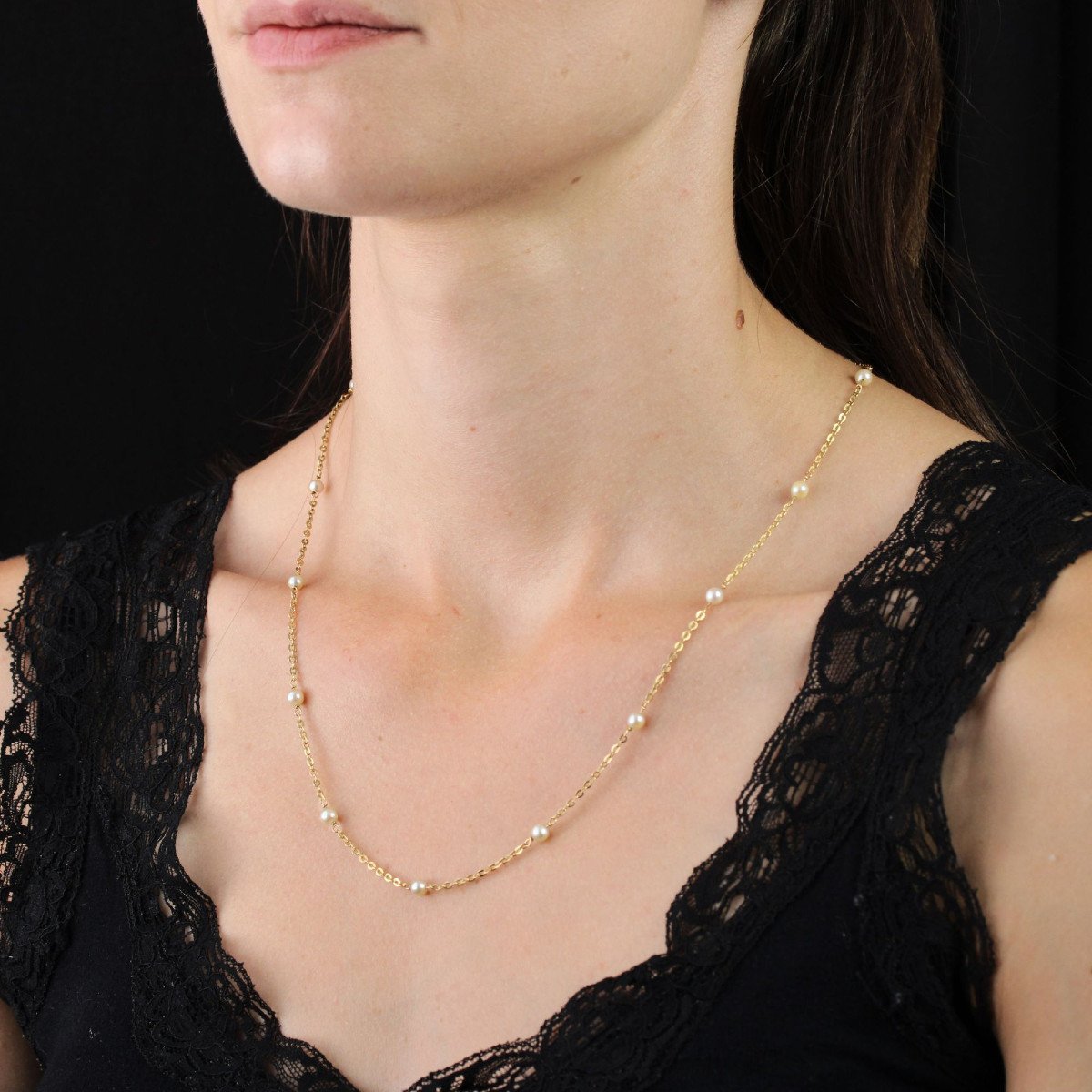 Yellow Gold Chain And Cultured Pearls-photo-2