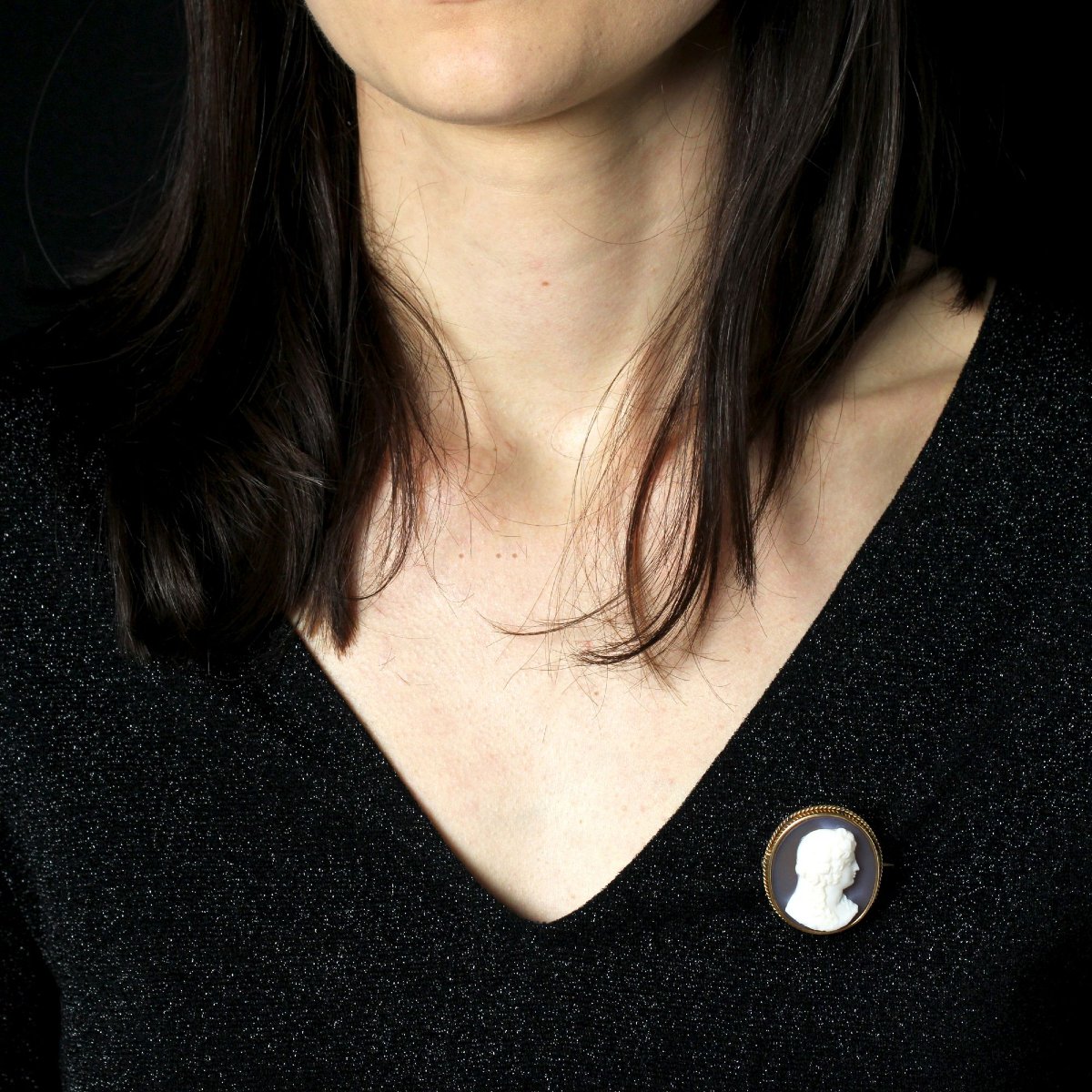 Antique Cameo Brooch On Agate-photo-2