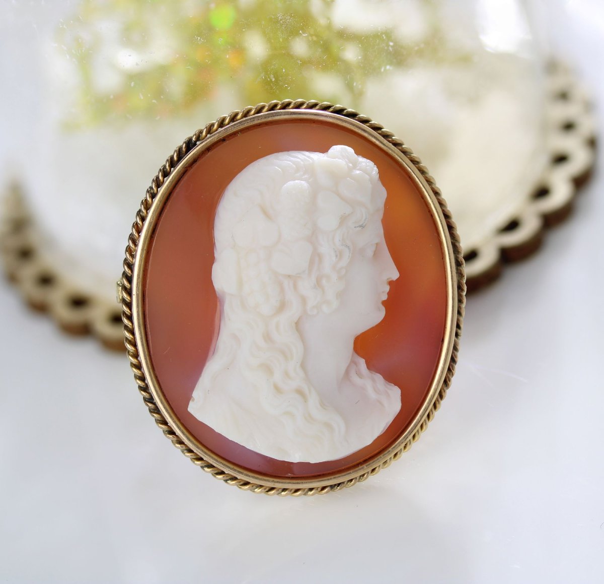 Antique Cameo Brooch On Agate-photo-3
