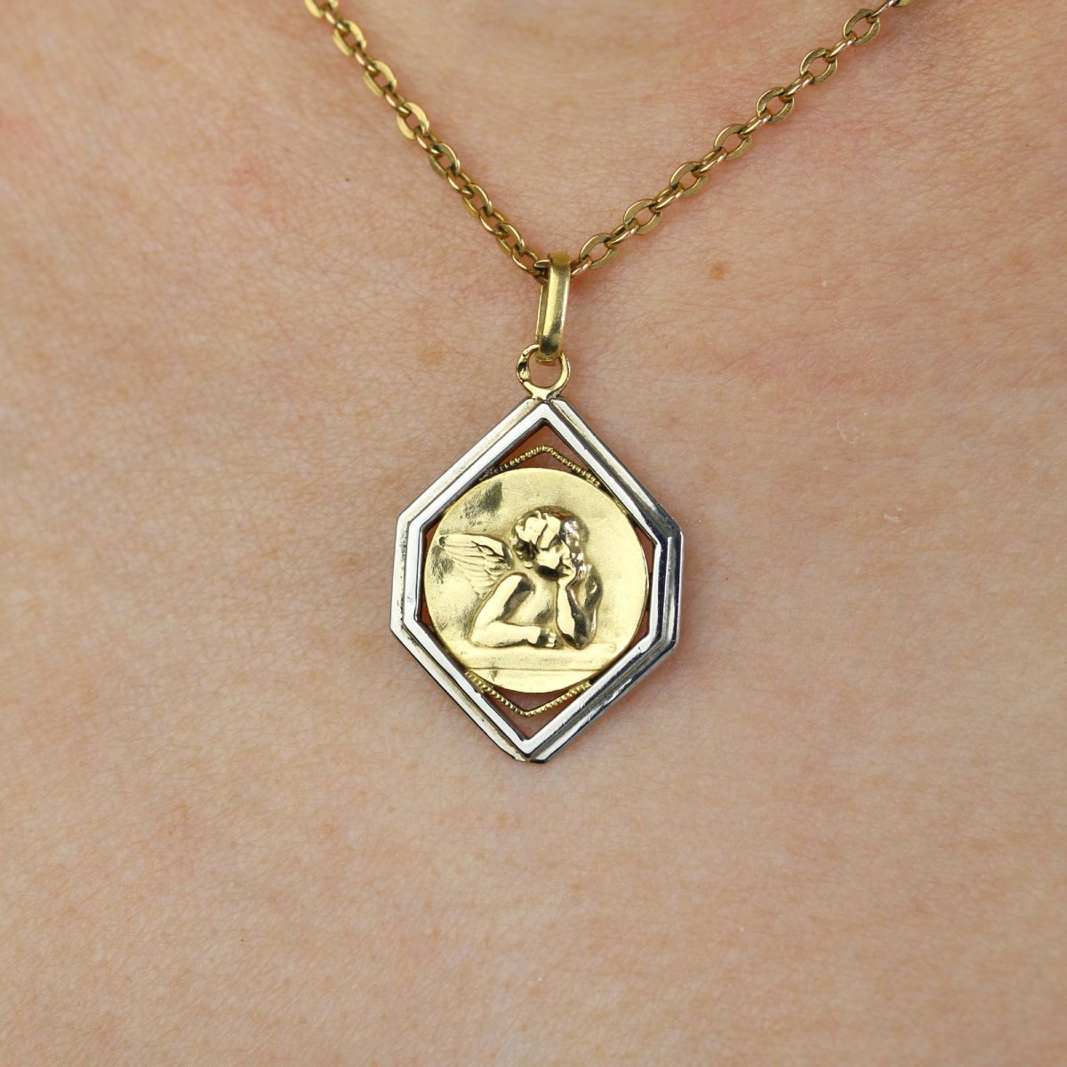 Médaille Ancienne 2 Ors Angelot-photo-2