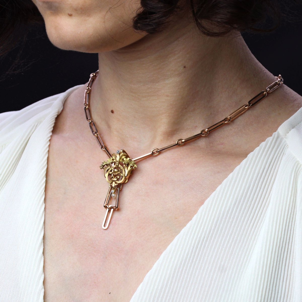 Fine Pearl Diamond Flowing Pendant Rose Gold-photo-5