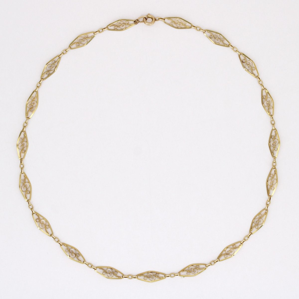 Filigree Mesh Gold Necklace-photo-3