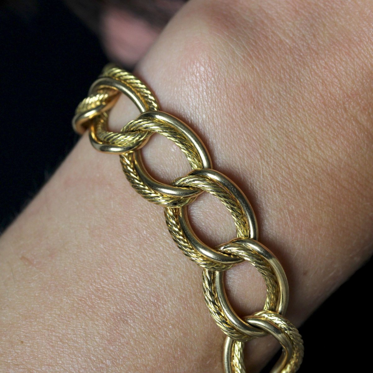 Double Curb Chain Bracelet In Yellow Gold-photo-3