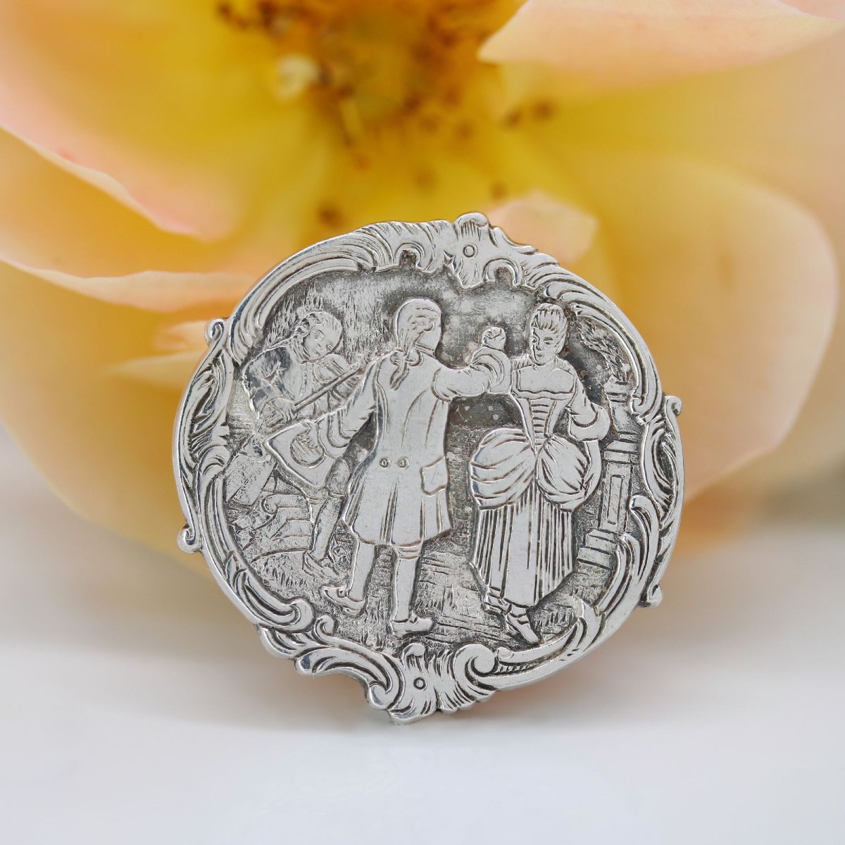 Baroque Dance Scene Silver Brooch-photo-3