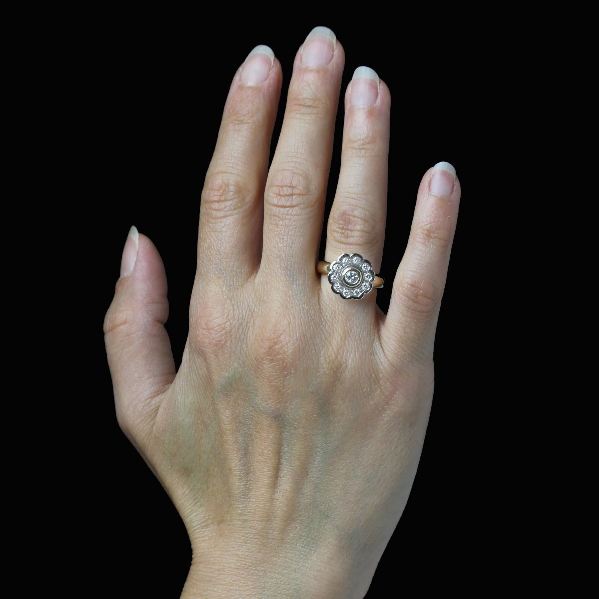 Bague moderne marguerite diamants-photo-2