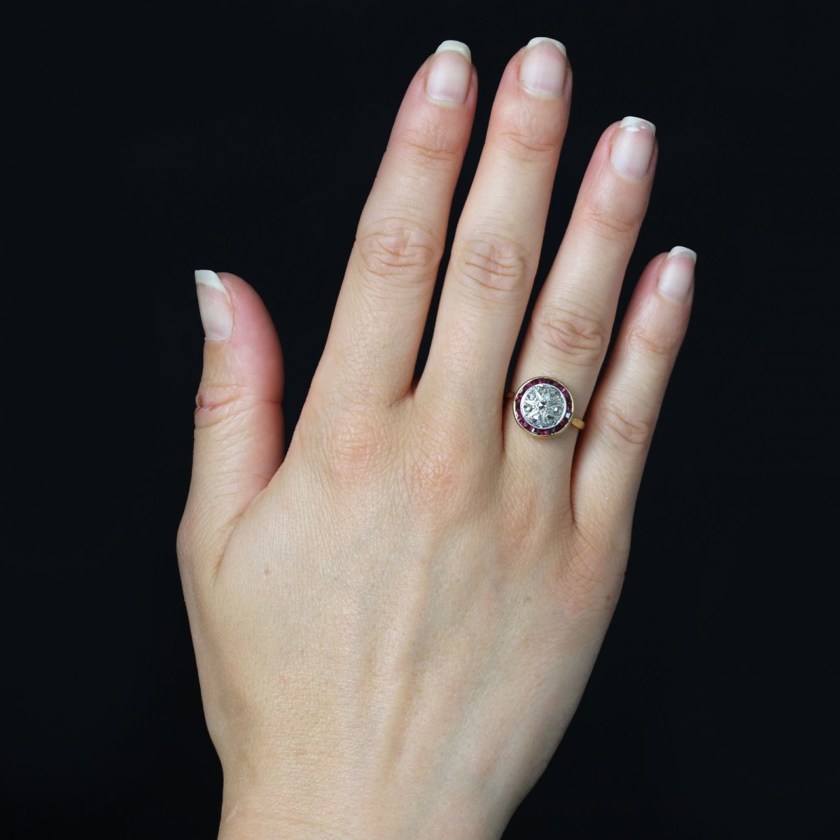 Antique Round Ring With Rose-cut Diamonds And Calibrated Rubies-photo-2