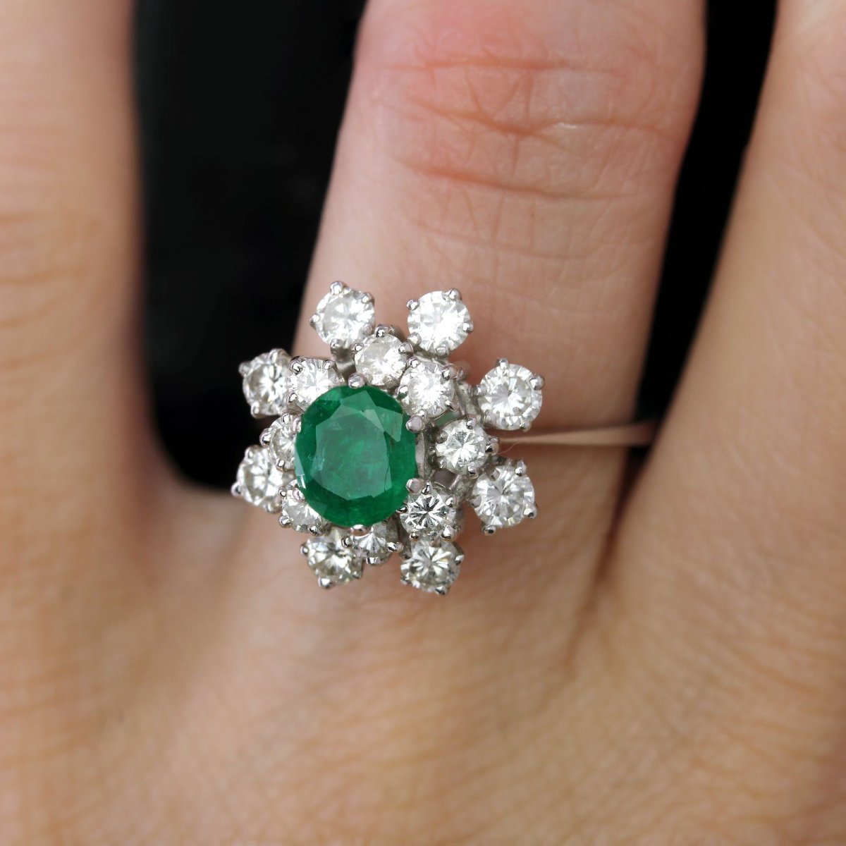 Bague vintage émeraude et diamants-photo-2