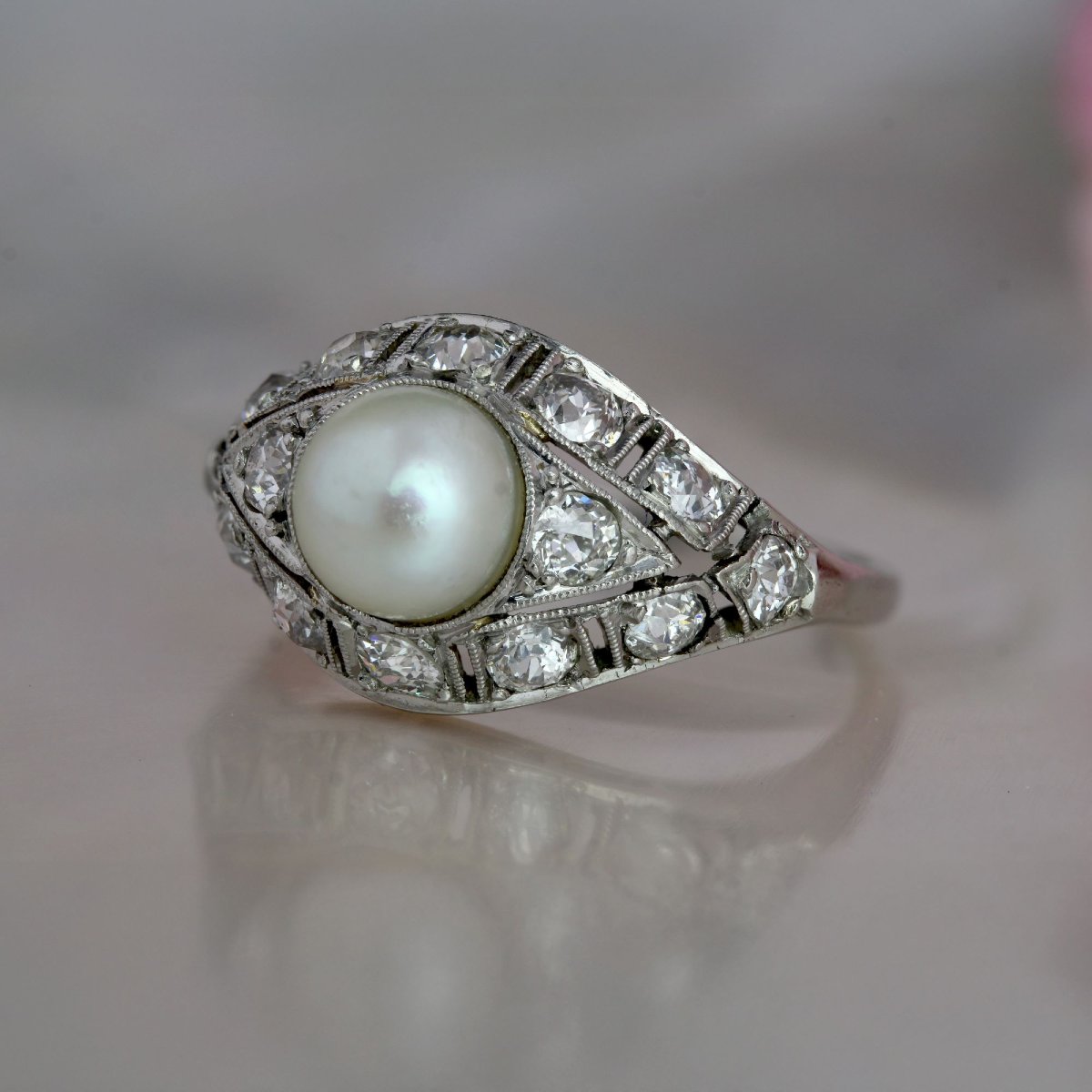 Bague dôme platine perle et diamants-photo-3