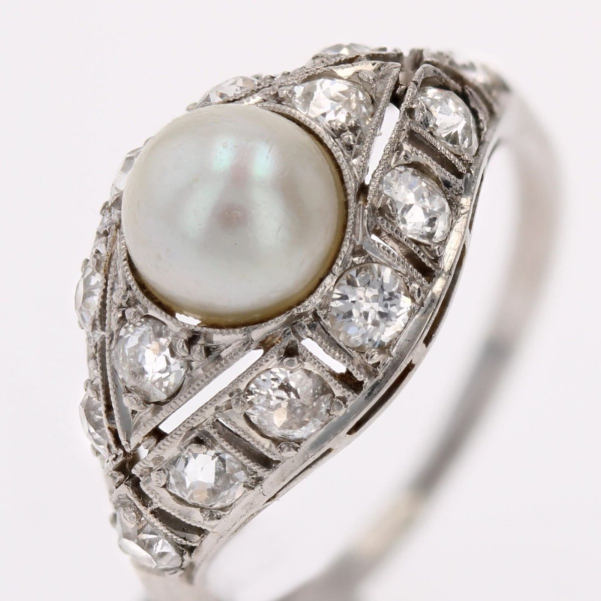 Bague dôme platine perle et diamants-photo-6