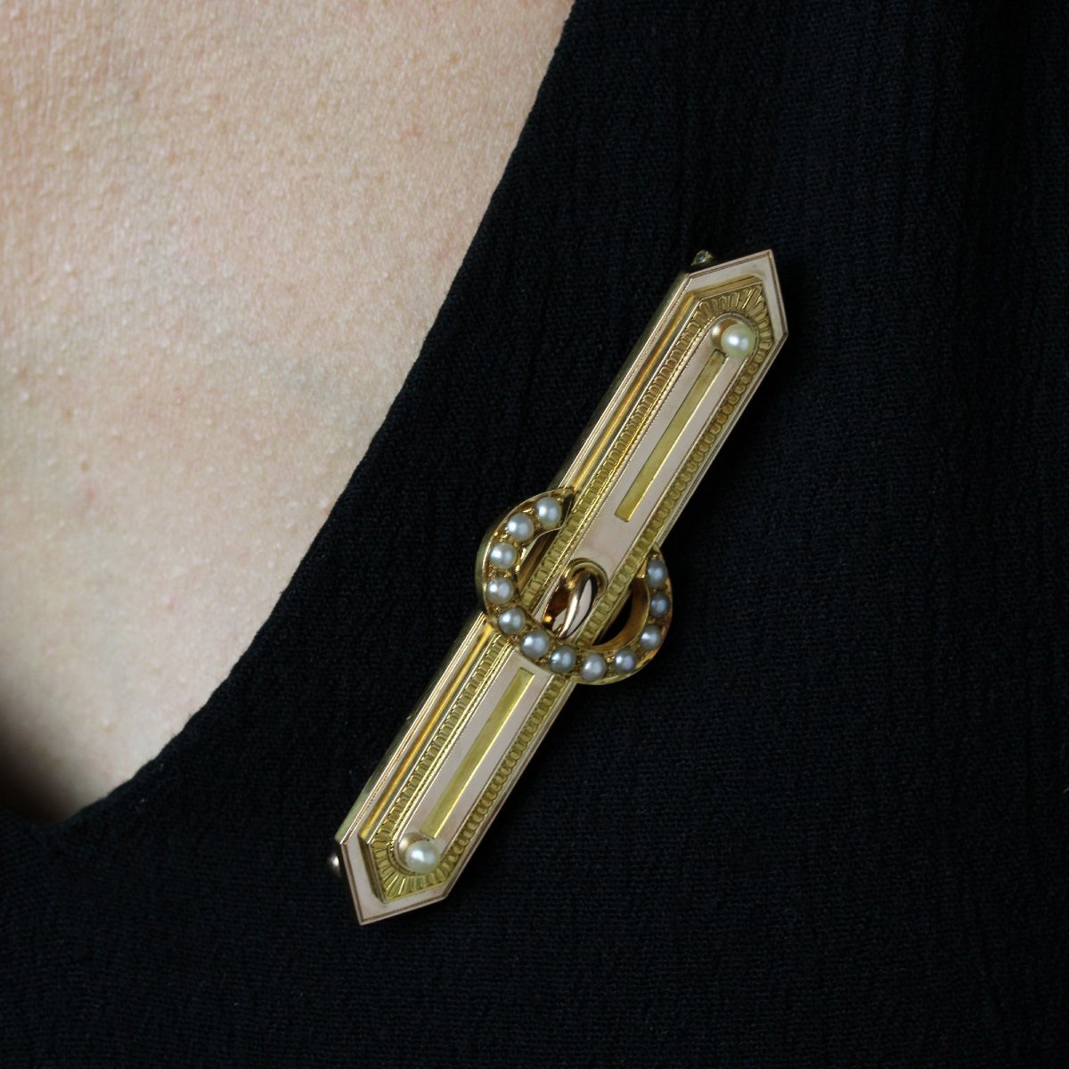 Antique Belt Buckle Brooch With Fine Pearls-photo-3