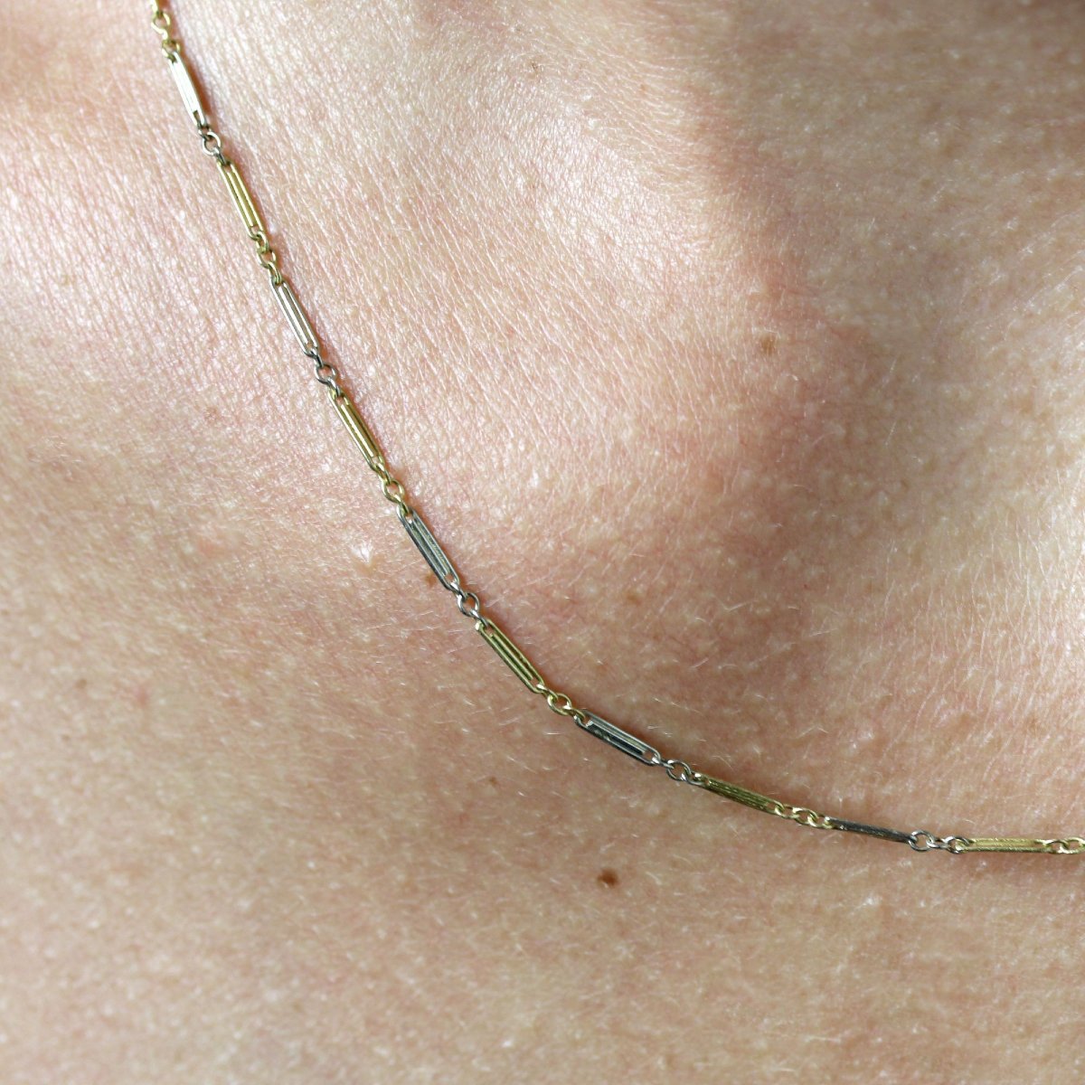 Fine Antique Yellow Gold Chain With Gold Clasps-photo-3