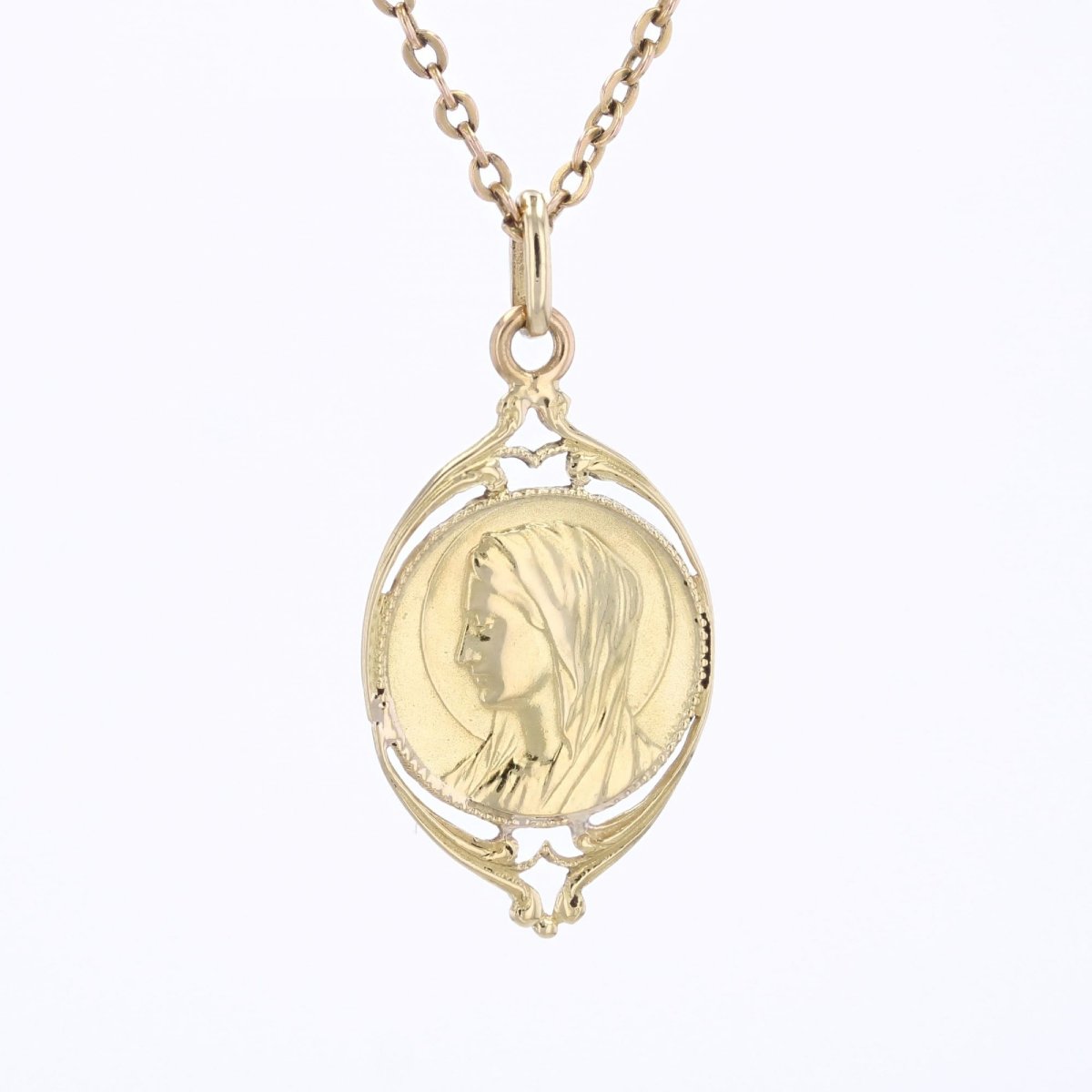 Médaille or jaune ajourée Vierge-photo-1