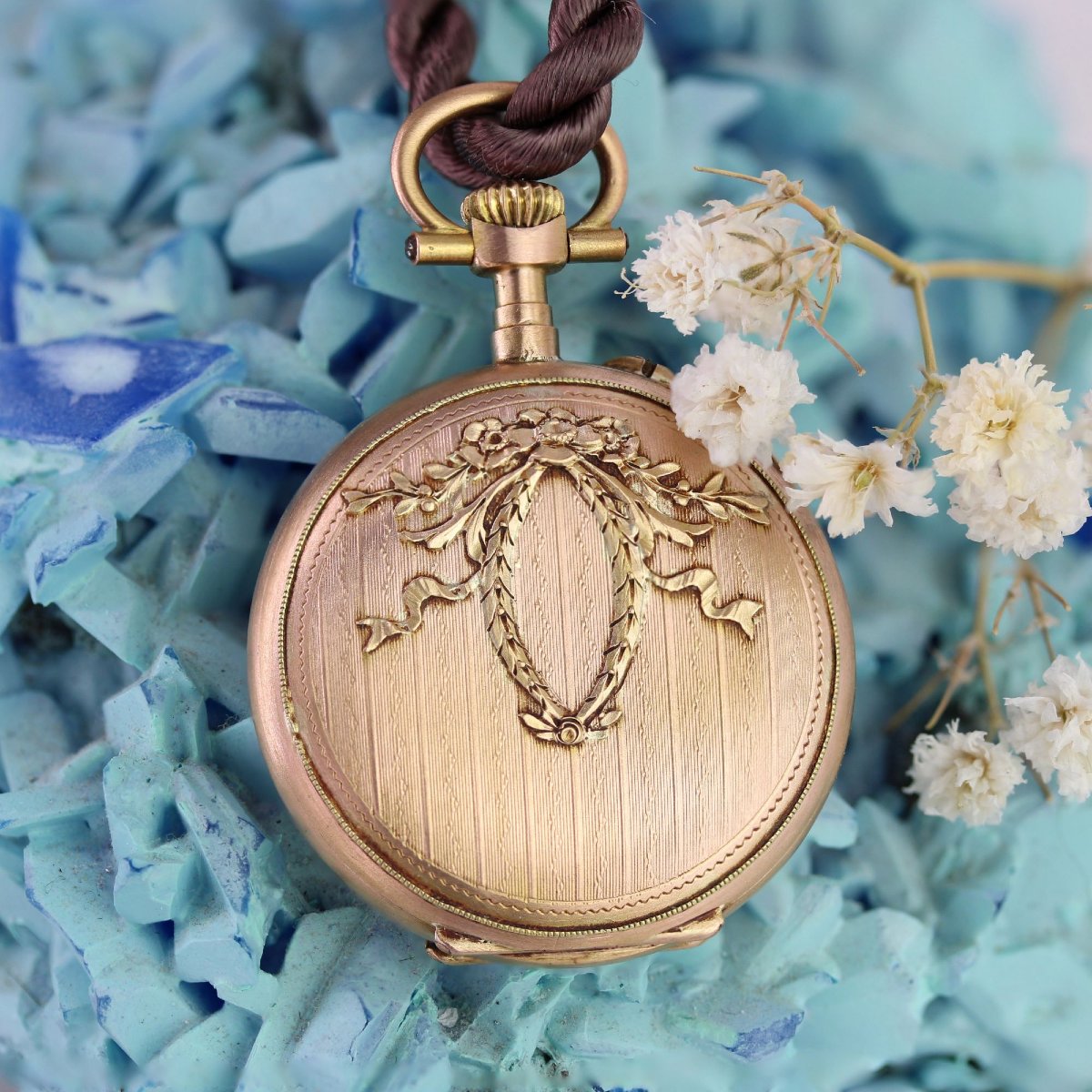 Antique Satin Rose Gold Collar Watch-photo-3
