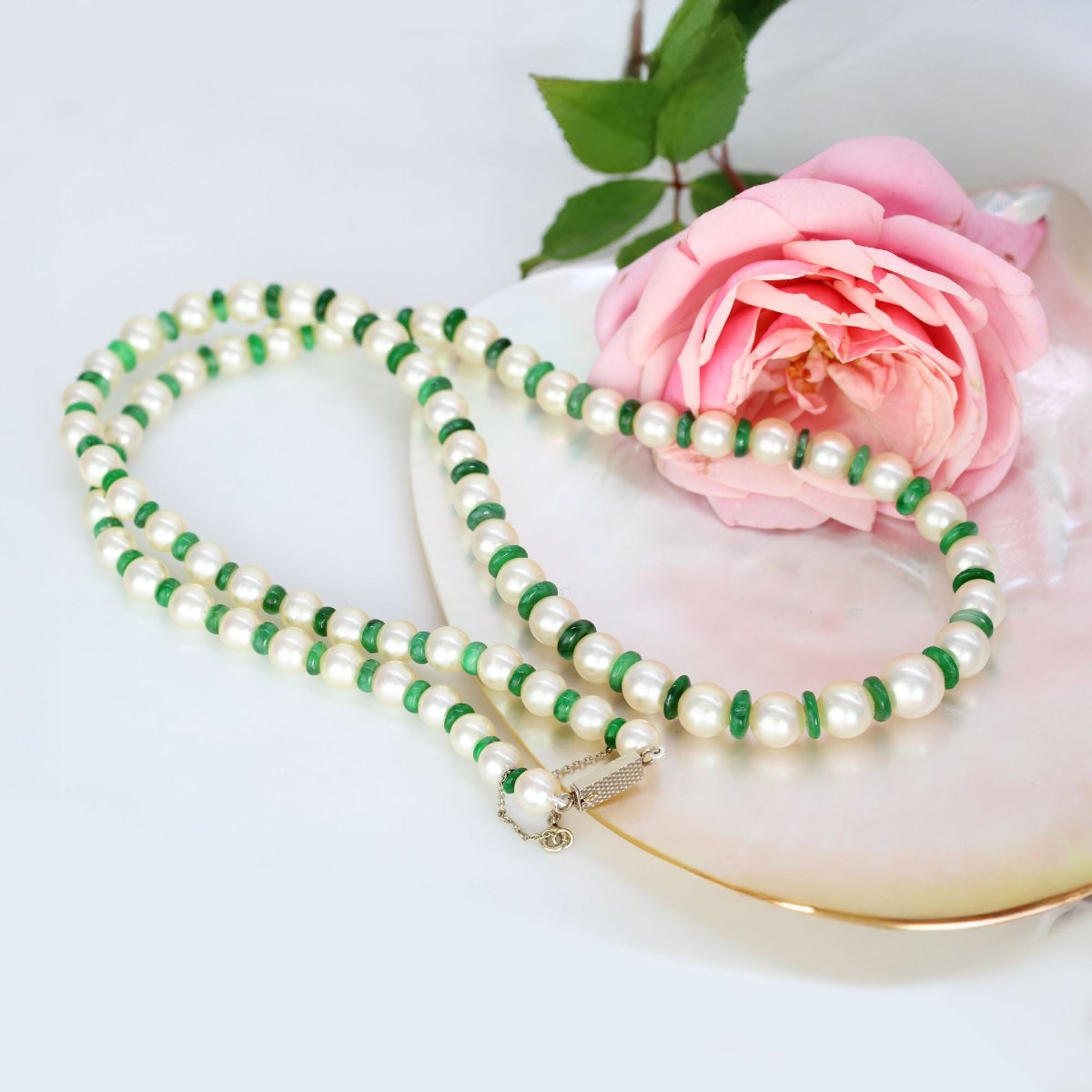 Collier de perles de culture et disque jade-photo-4