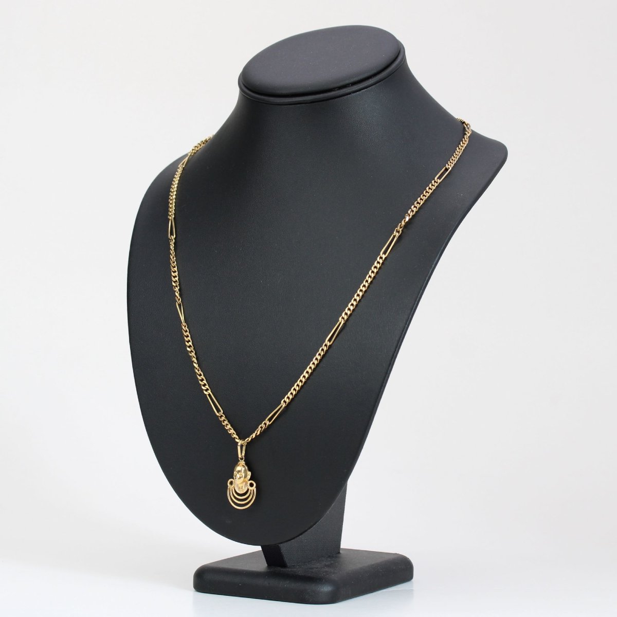 Chaine en or jaune et son pendentif Masai-photo-4