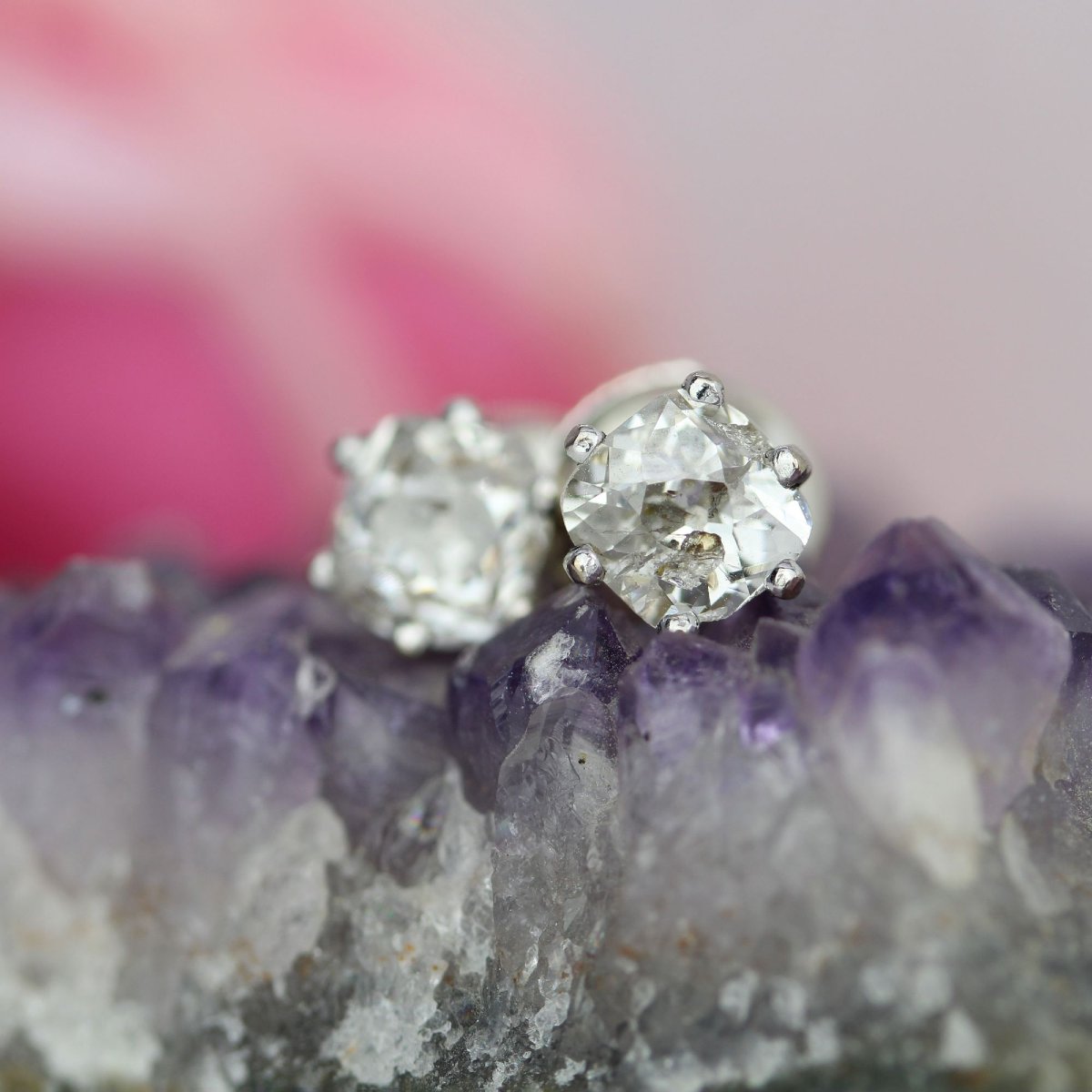 Puces d'oreilles ancienne diamants taille coussin-photo-3