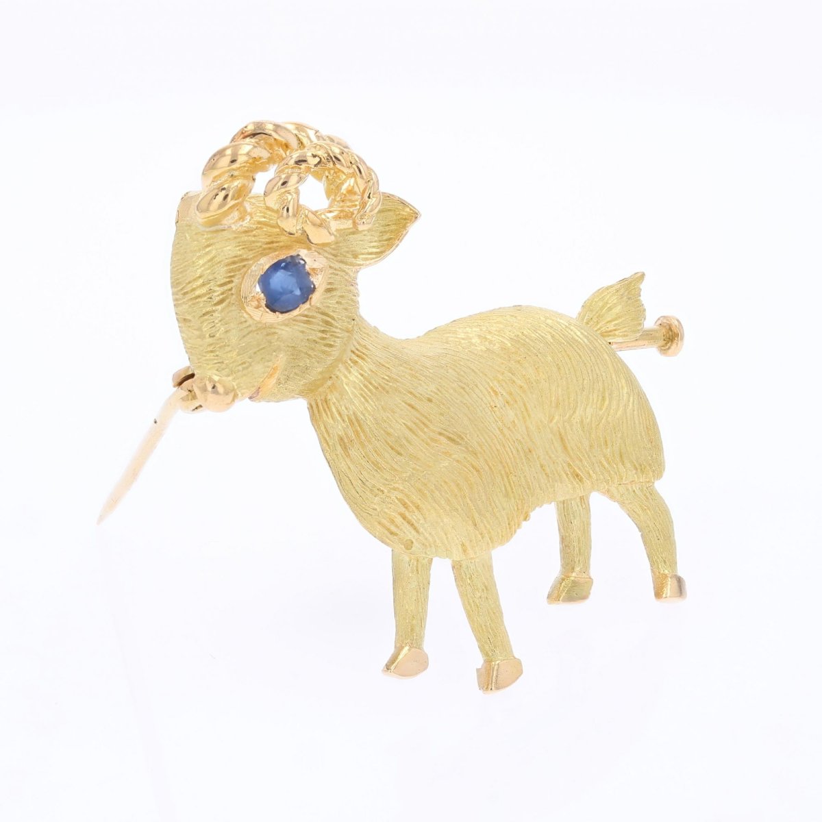 Yellow Gold Sapphire Ram Brooch-photo-2