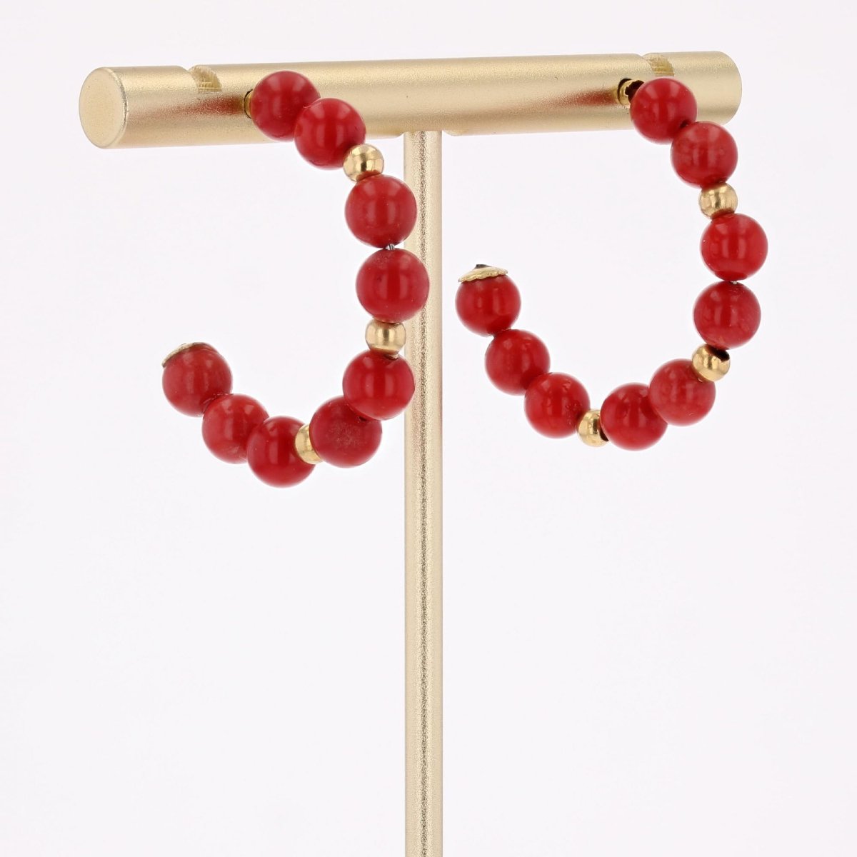 Yellow Gold Half Hoop Earrings With Coral Beads-photo-1