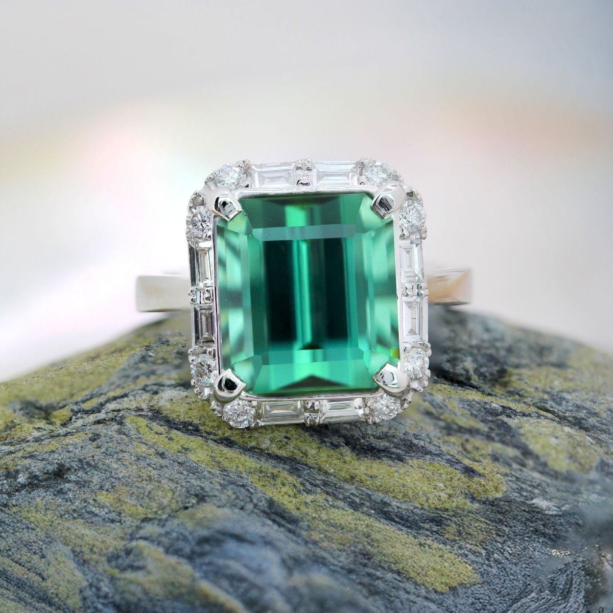 Bague tourmaline et diamants taille baguette et brillant-photo-3